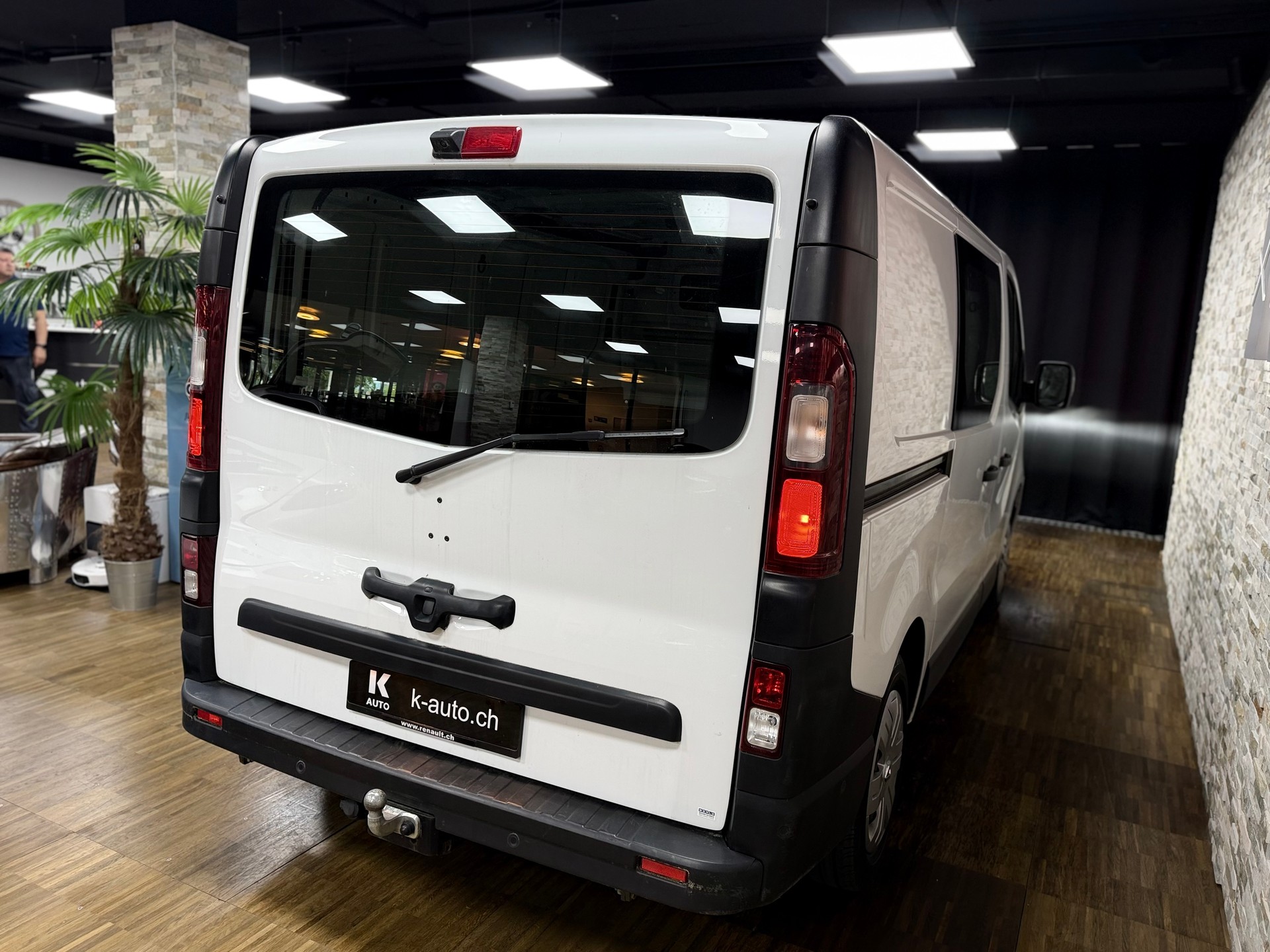 RENAULT Trafic 2.0 Blue dCi 130 Advance L1H1-image-4