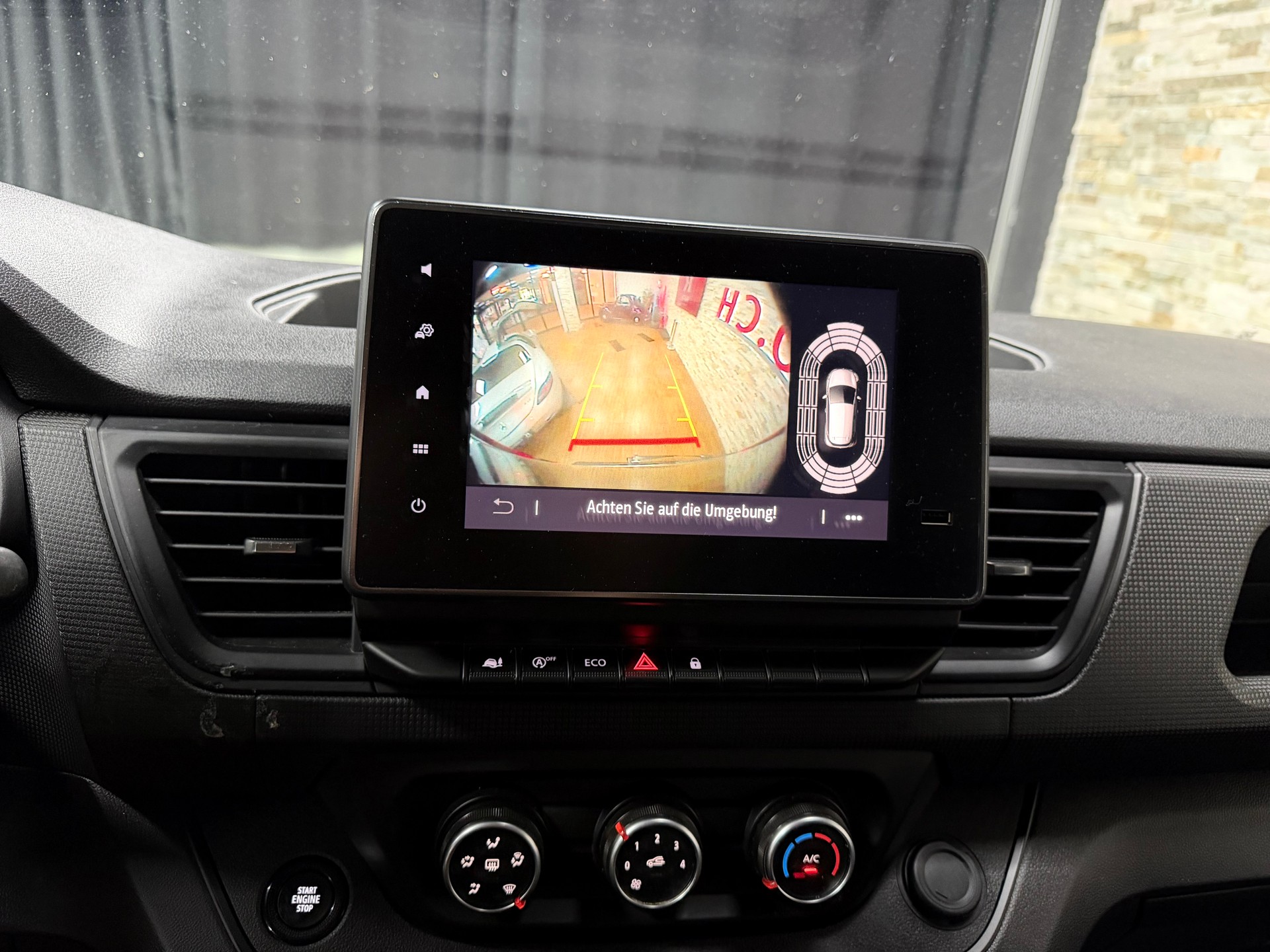 RENAULT Trafic 2.0 Blue dCi 130 Advance L1H1-image-14