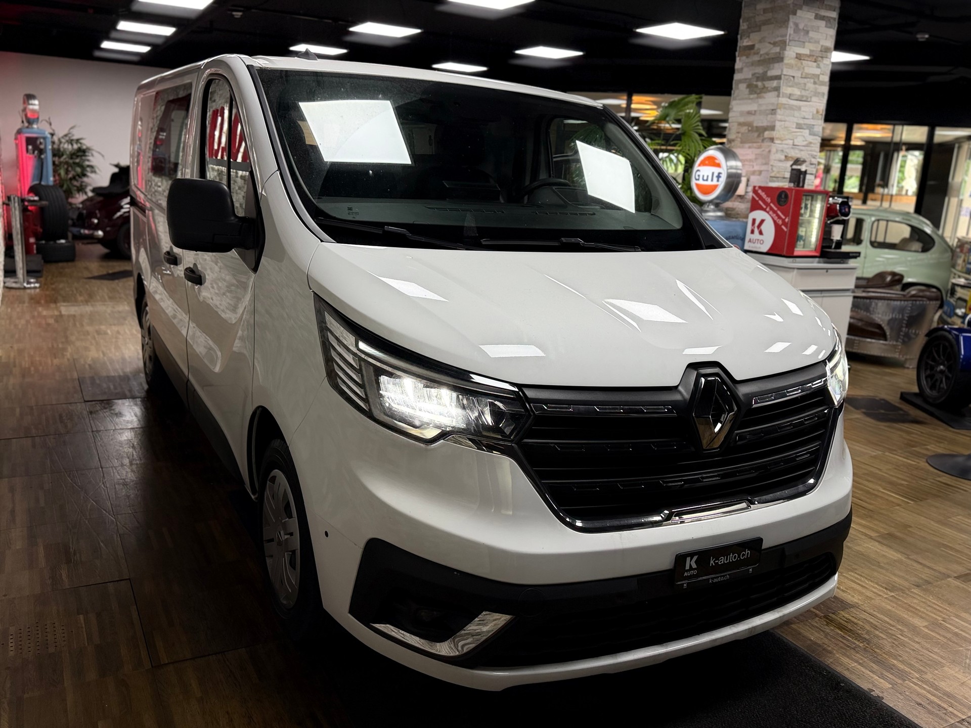 RENAULT Trafic 2.0 Blue dCi 130 Advance L1H1-image-6