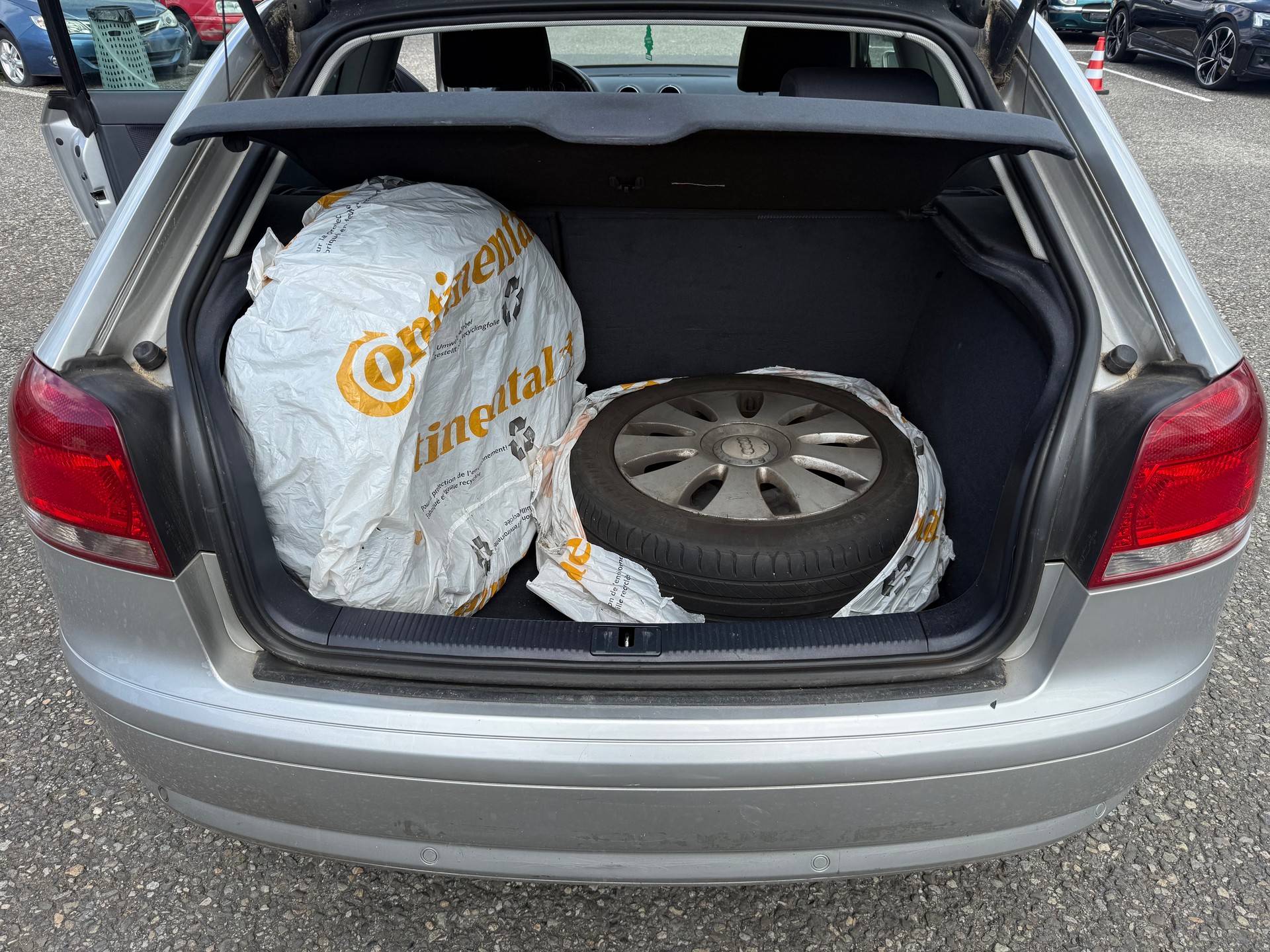 AUDI A3 2.0 TDI Ambiente-image-4