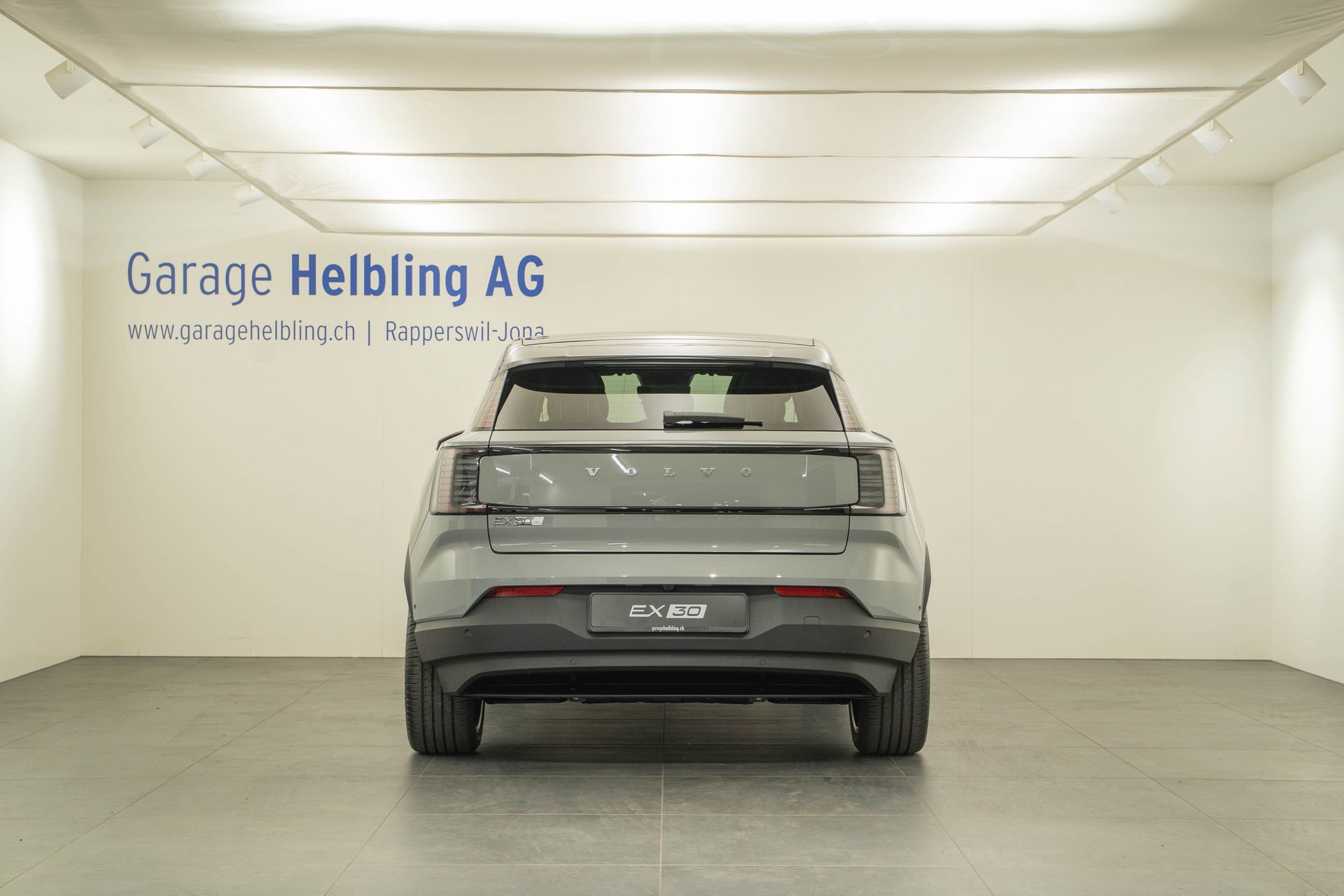VOLVO EX30 E60 Twin Ultra Performance AWD-image-3