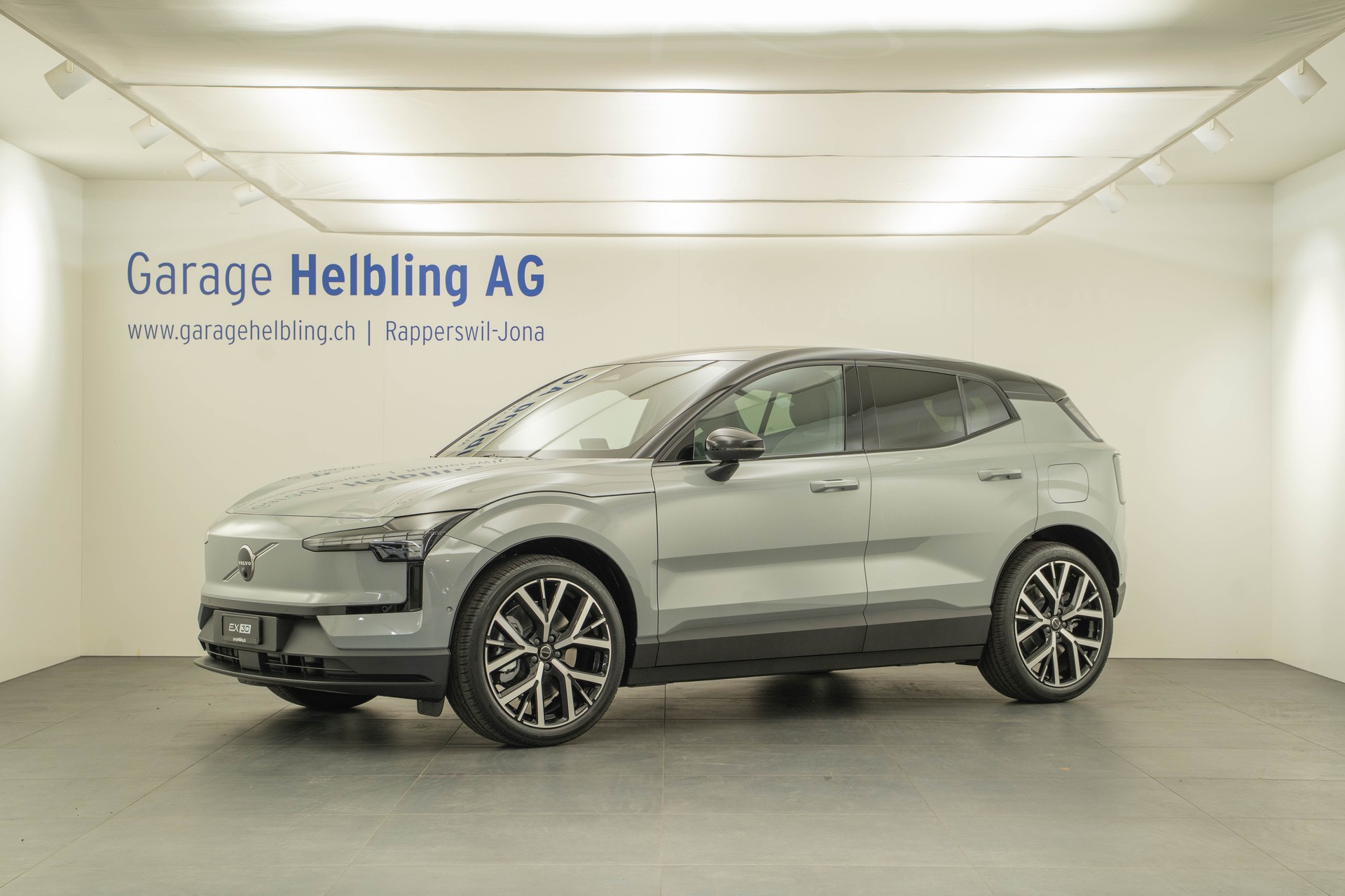 VOLVO EX30 E60 Twin Ultra Performance AWD-image-0