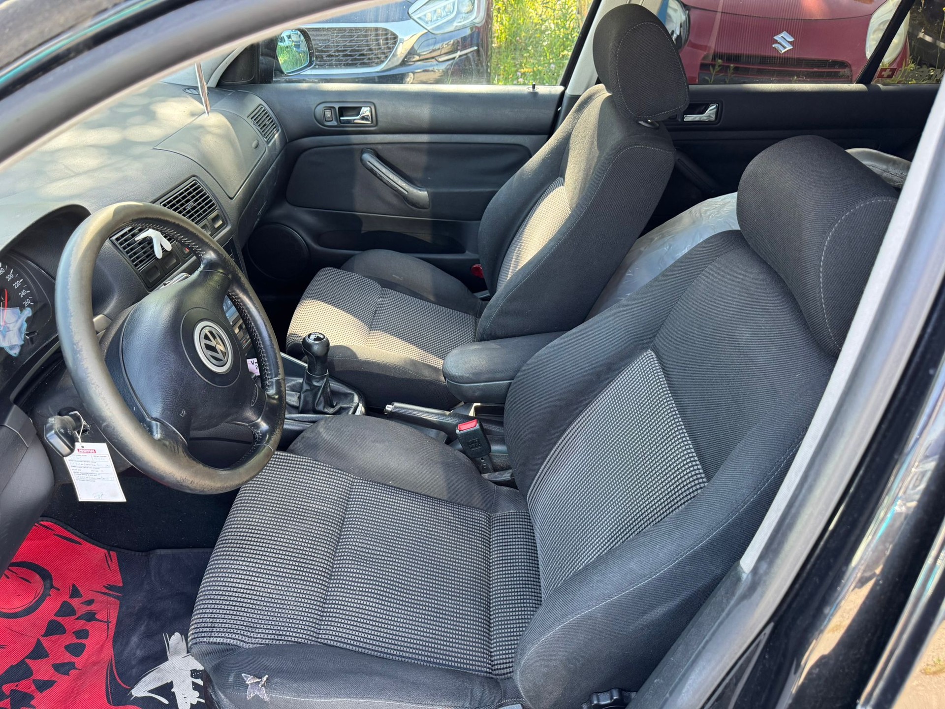VW Golf 2.3 V5 GTI-image-9