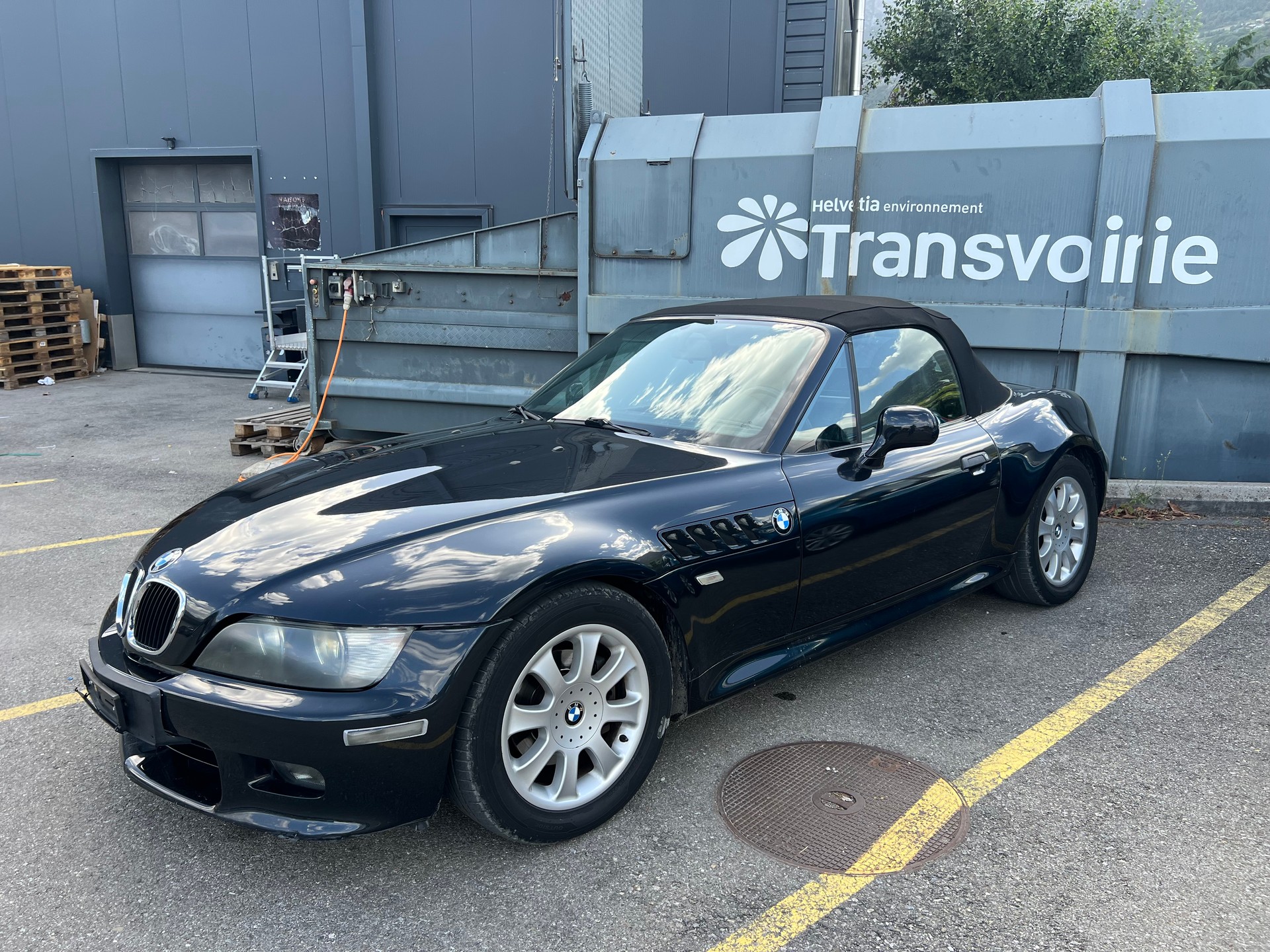 BMW Z3 2.8i Roadster-image-2