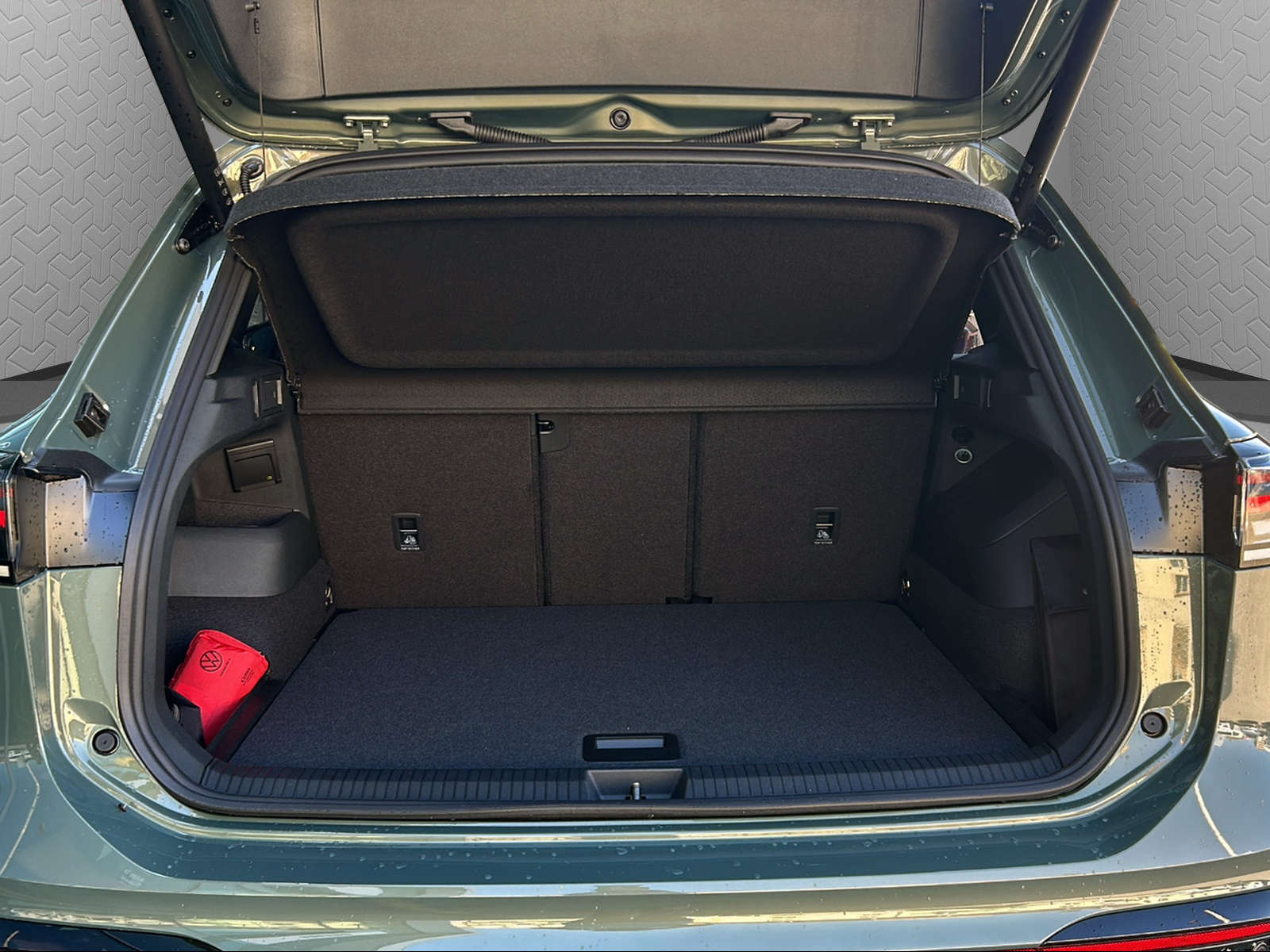 VW Tiguan 2.0 TSI DSG R-Line United 4Motion-image-13