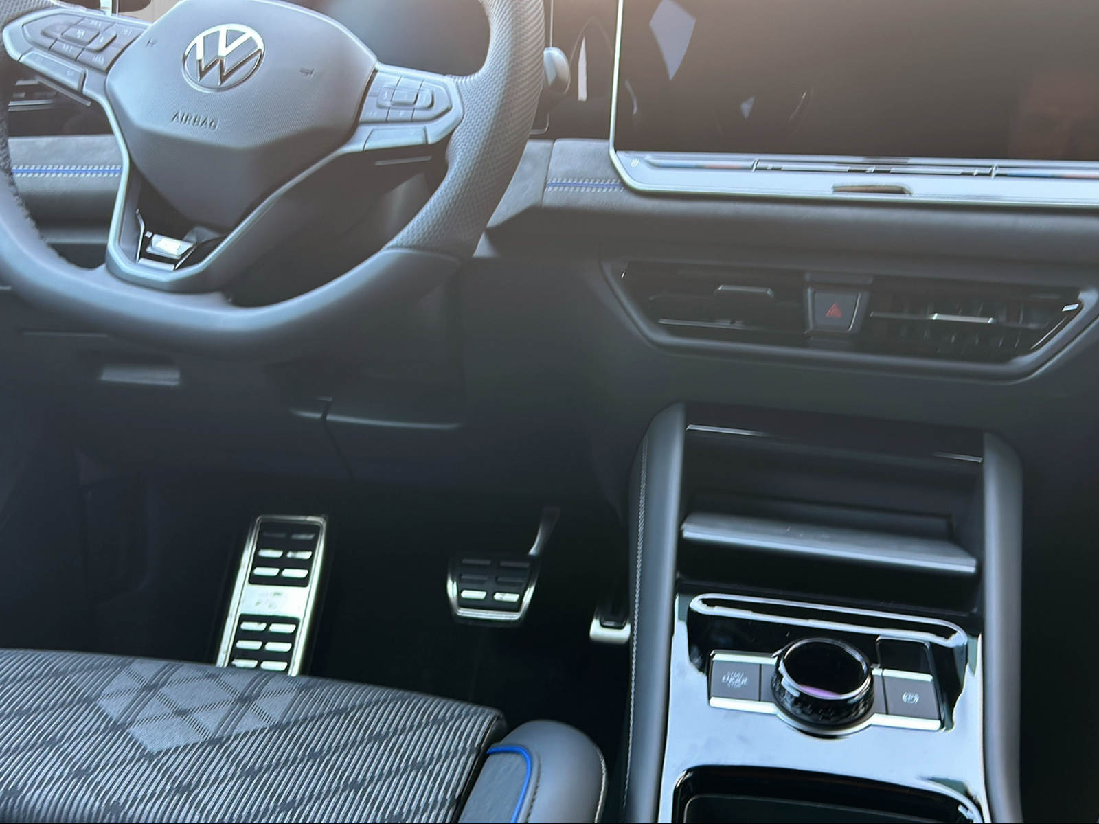 VW Tiguan 2.0 TSI DSG R-Line United 4Motion-image-11