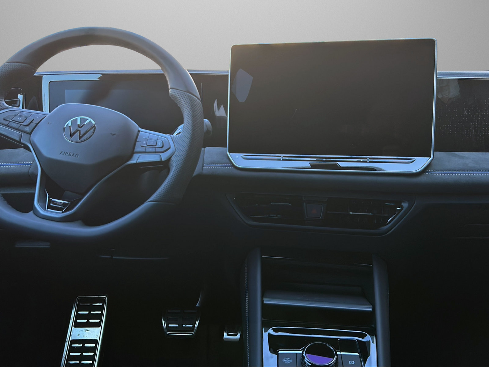VW Tiguan 2.0 TSI DSG R-Line United 4Motion-image-9