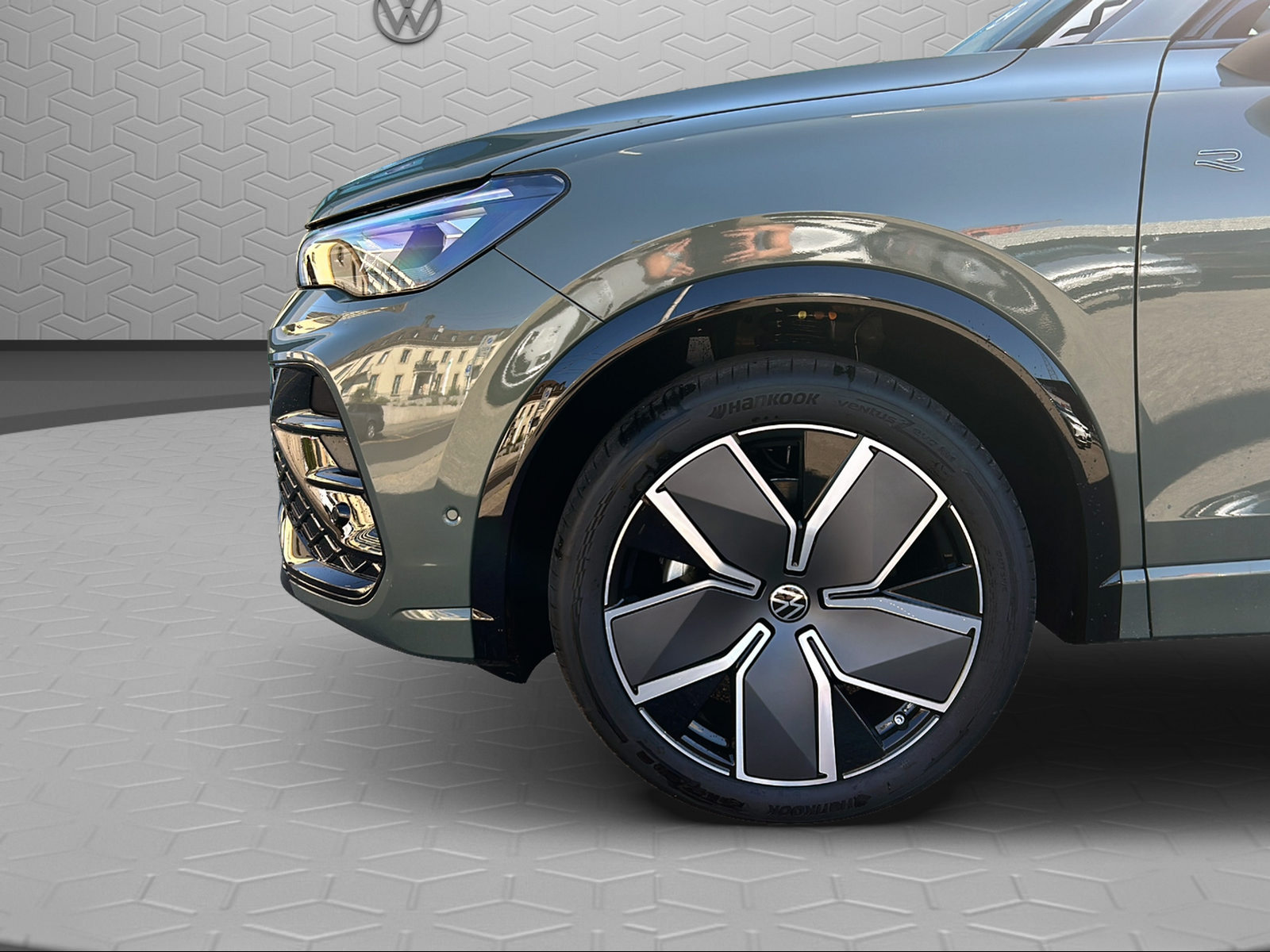 VW Tiguan 2.0 TSI DSG R-Line United 4Motion-image-5