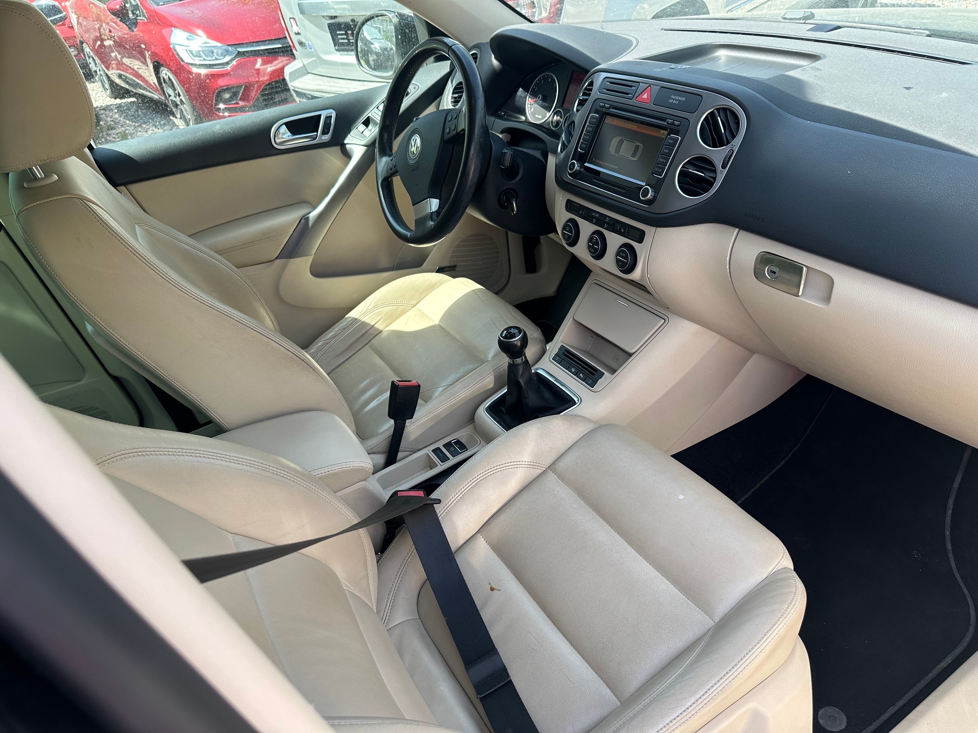 VW Tiguan 2.0 TSI Sport&Style Tiptronic-image-5