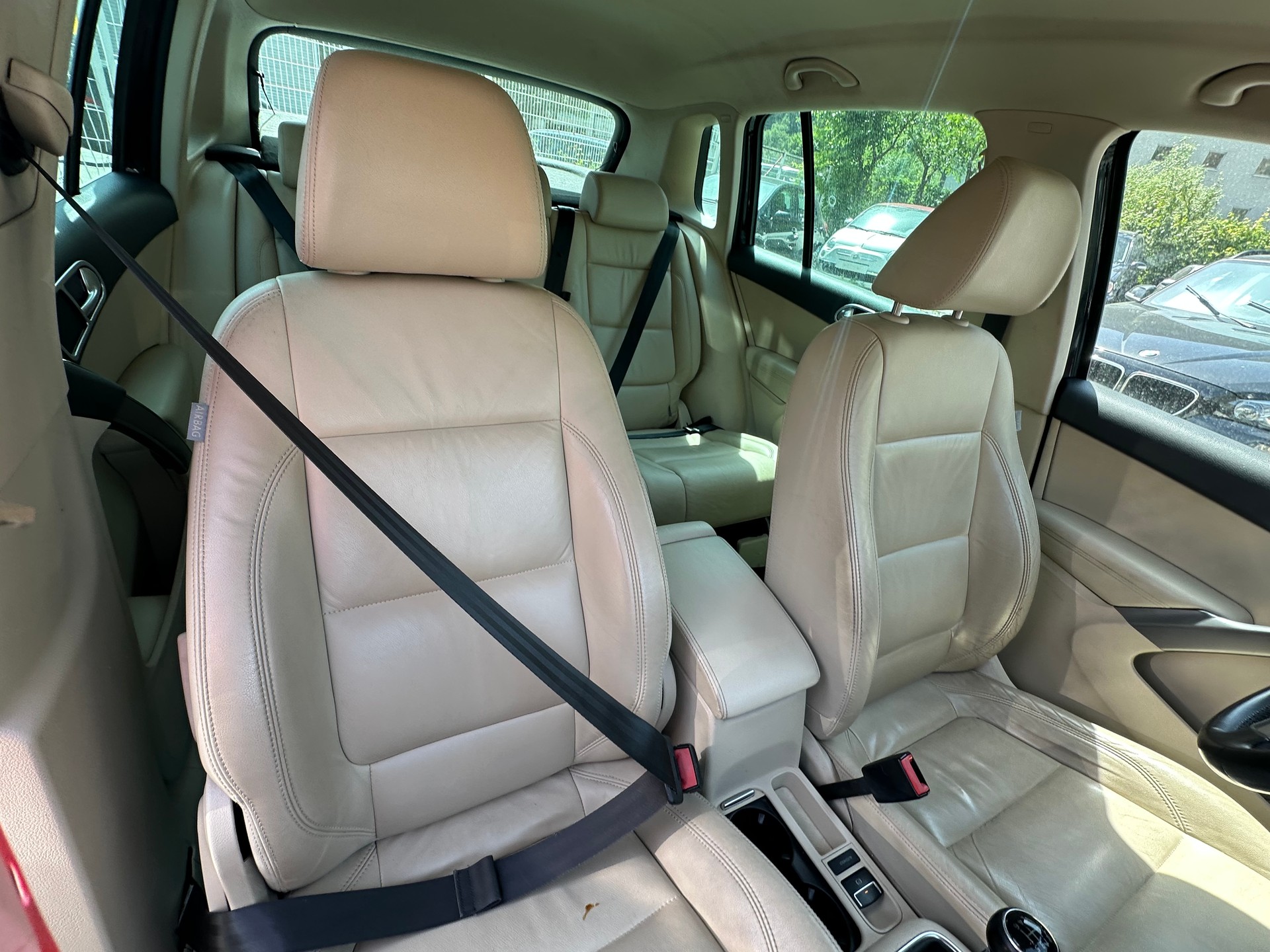 VW Tiguan 2.0 TSI Sport&Style Tiptronic-image-6