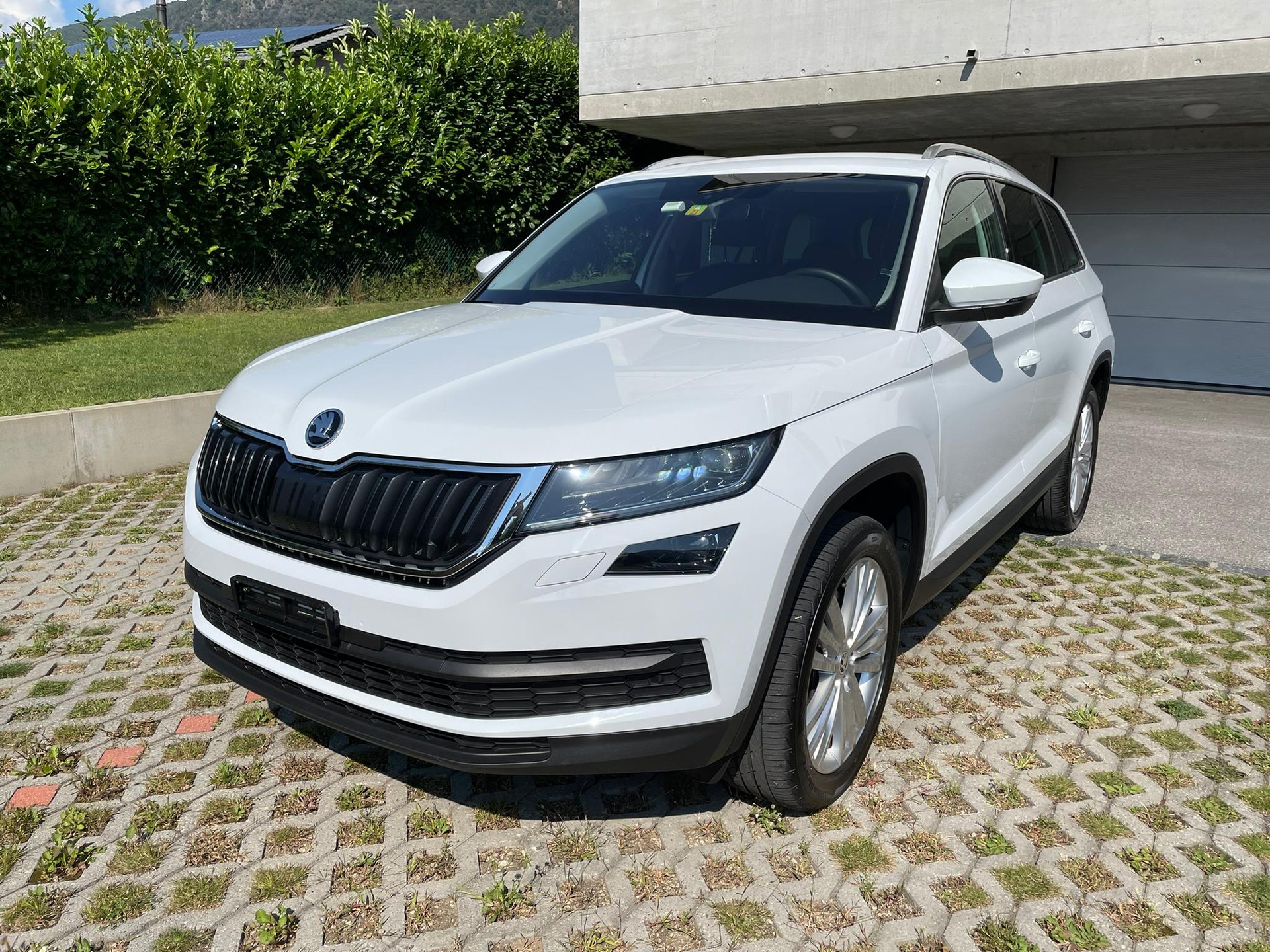 SKODA 2.0 TDI 190 Style DSG-image-0