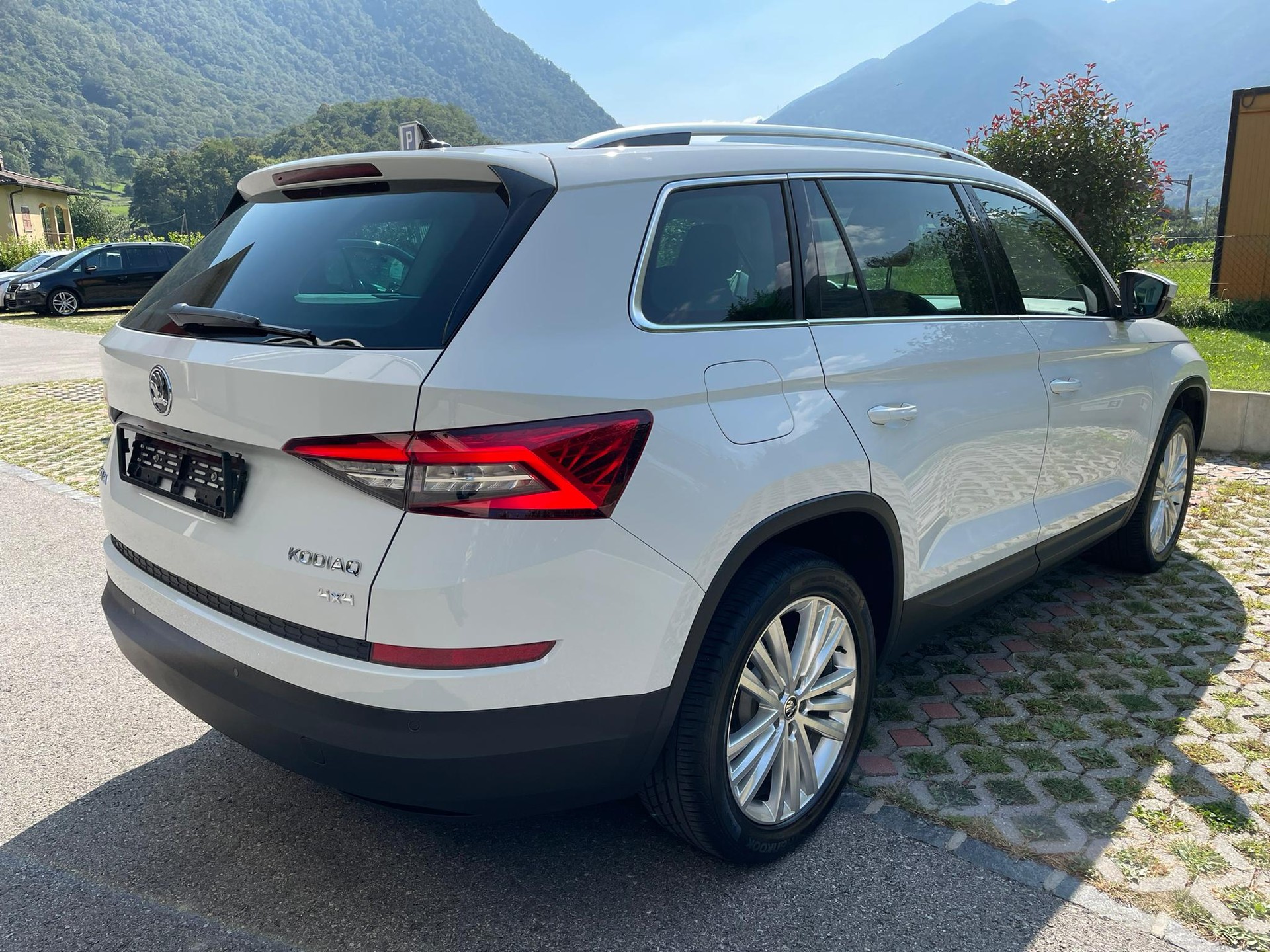 SKODA 2.0 TDI 190 Style DSG-image-2