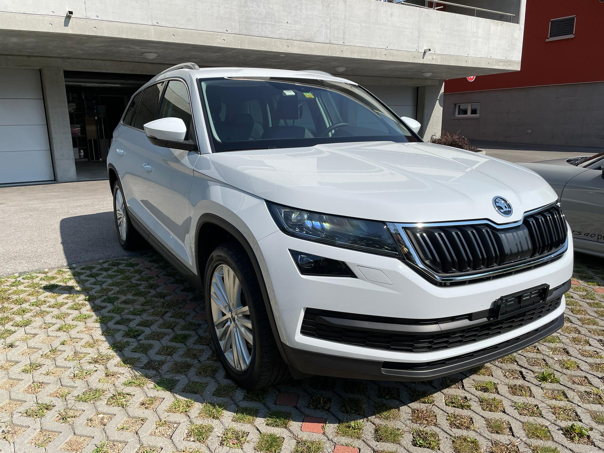 SKODA 2.0 TDI 190 Style DSG-image-3