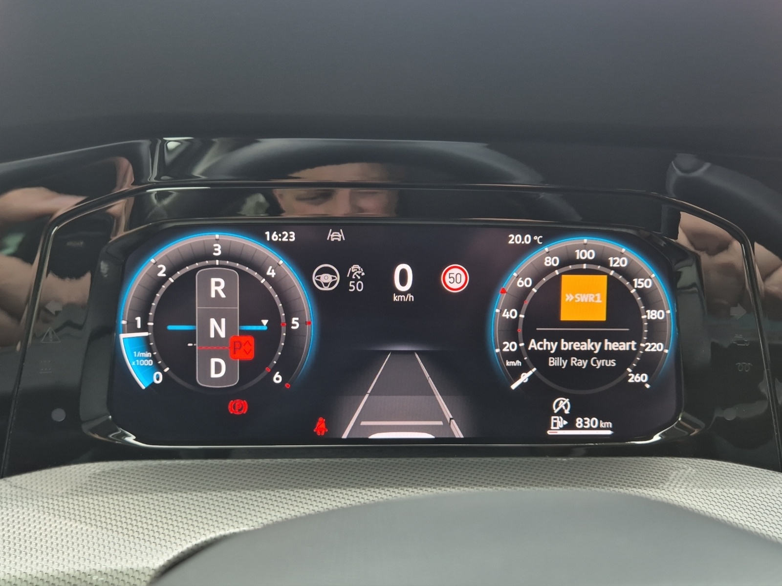VW Golf Variant 2.0 TDI Style DSG-image-10