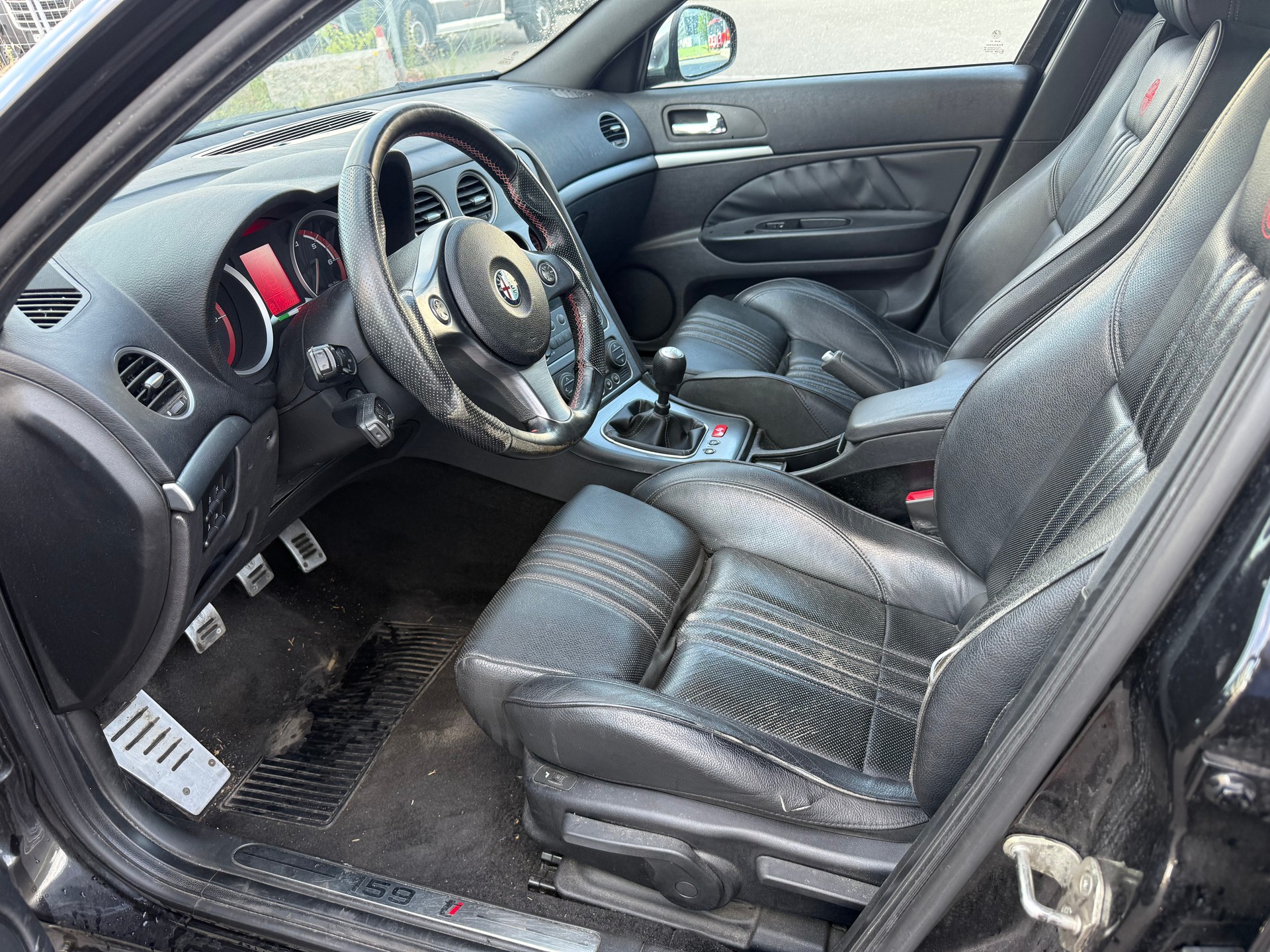 ALFA ROMEO 159 2.4 JTD TI-image-12