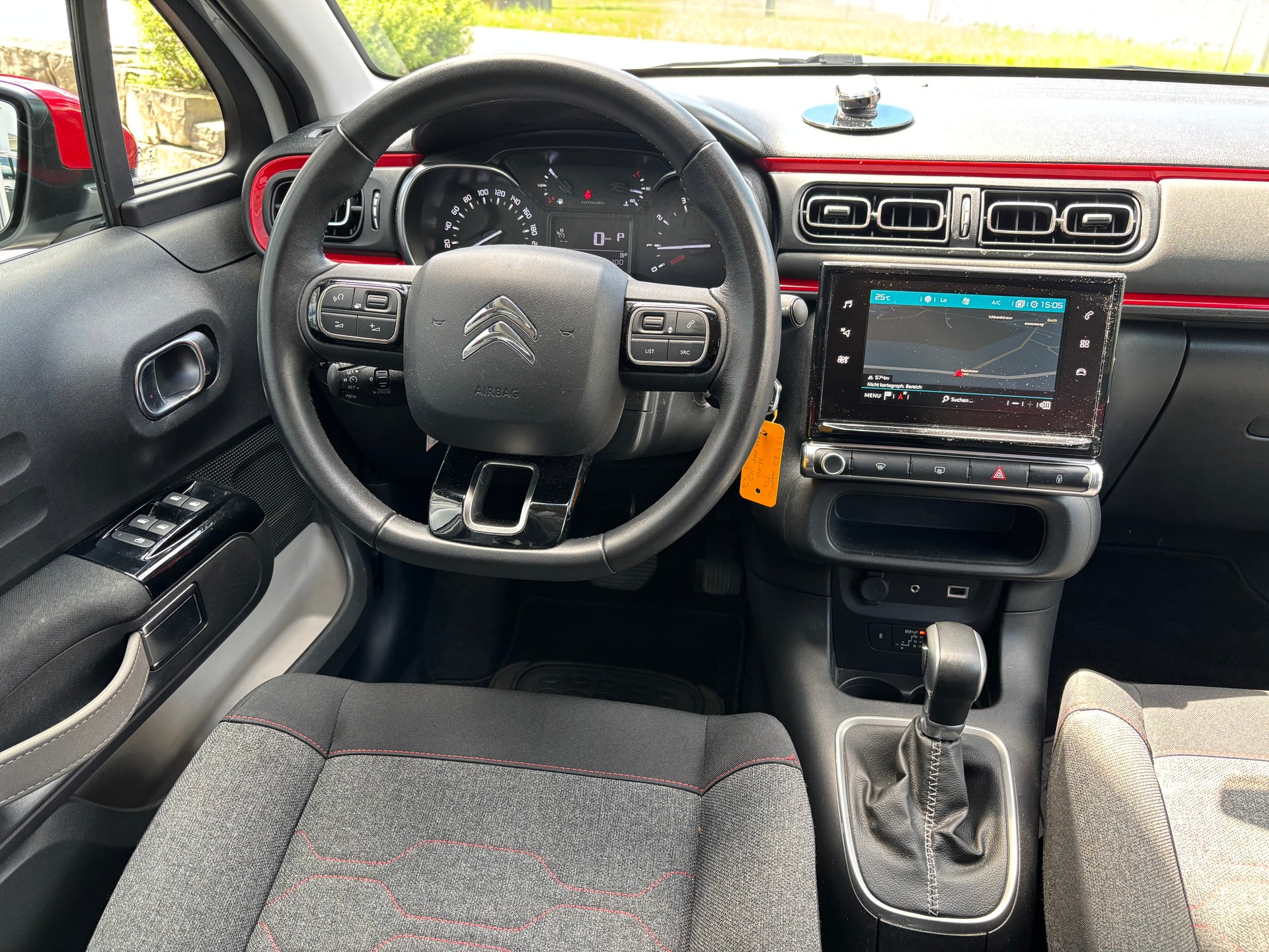 CITROEN C3 1.2i PureTech Shine-image-8