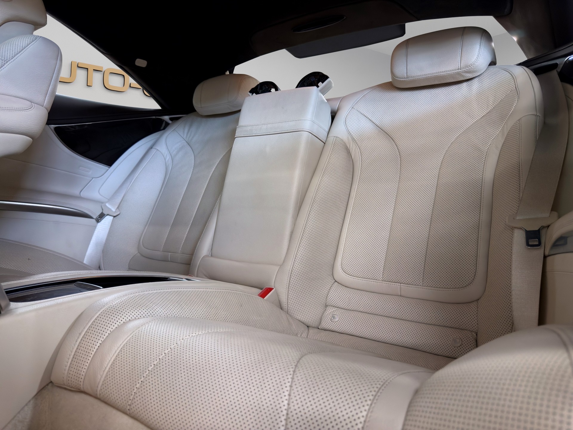 MERCEDES-BENZ S 400 Coupé 4Matic 7G-Tronic-image-14