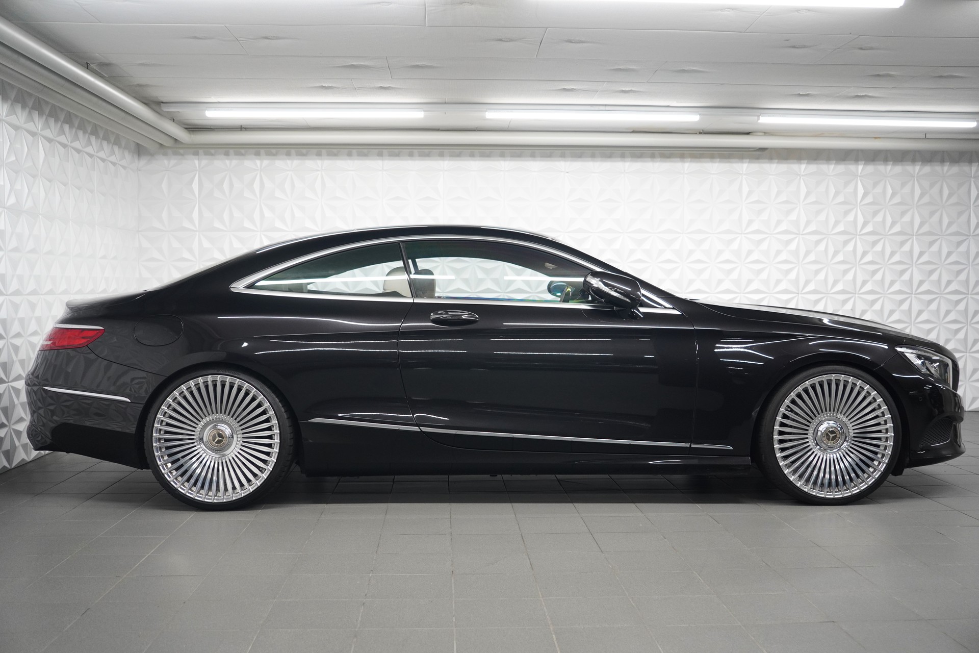 MERCEDES-BENZ S 400 Coupé 4Matic 7G-Tronic-image-5