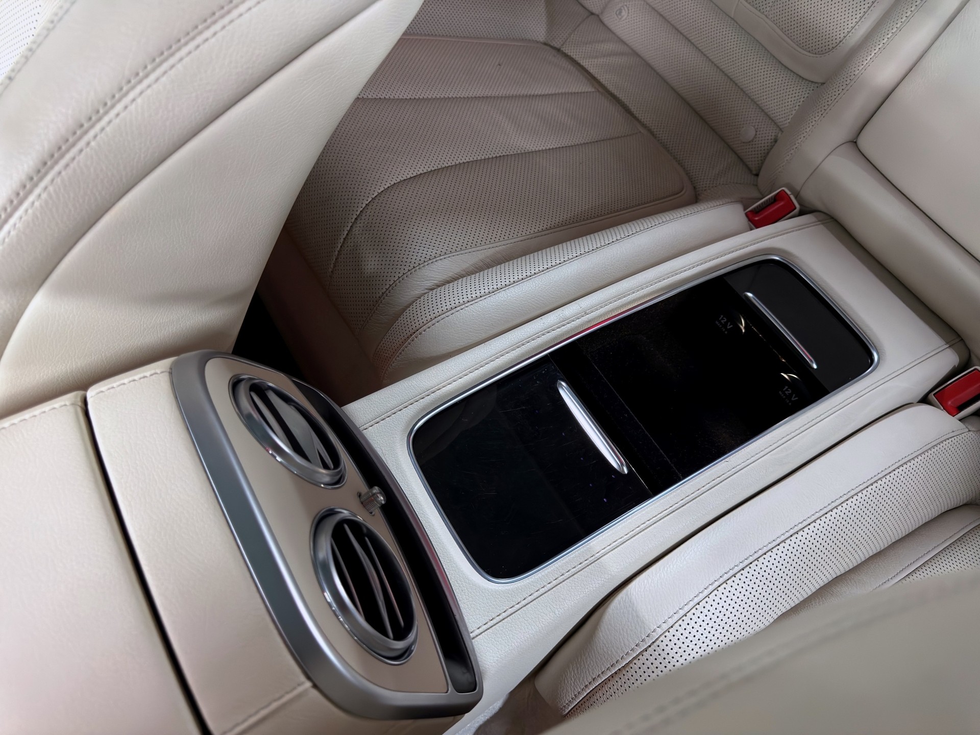 MERCEDES-BENZ S 400 Coupé 4Matic 7G-Tronic-image-25