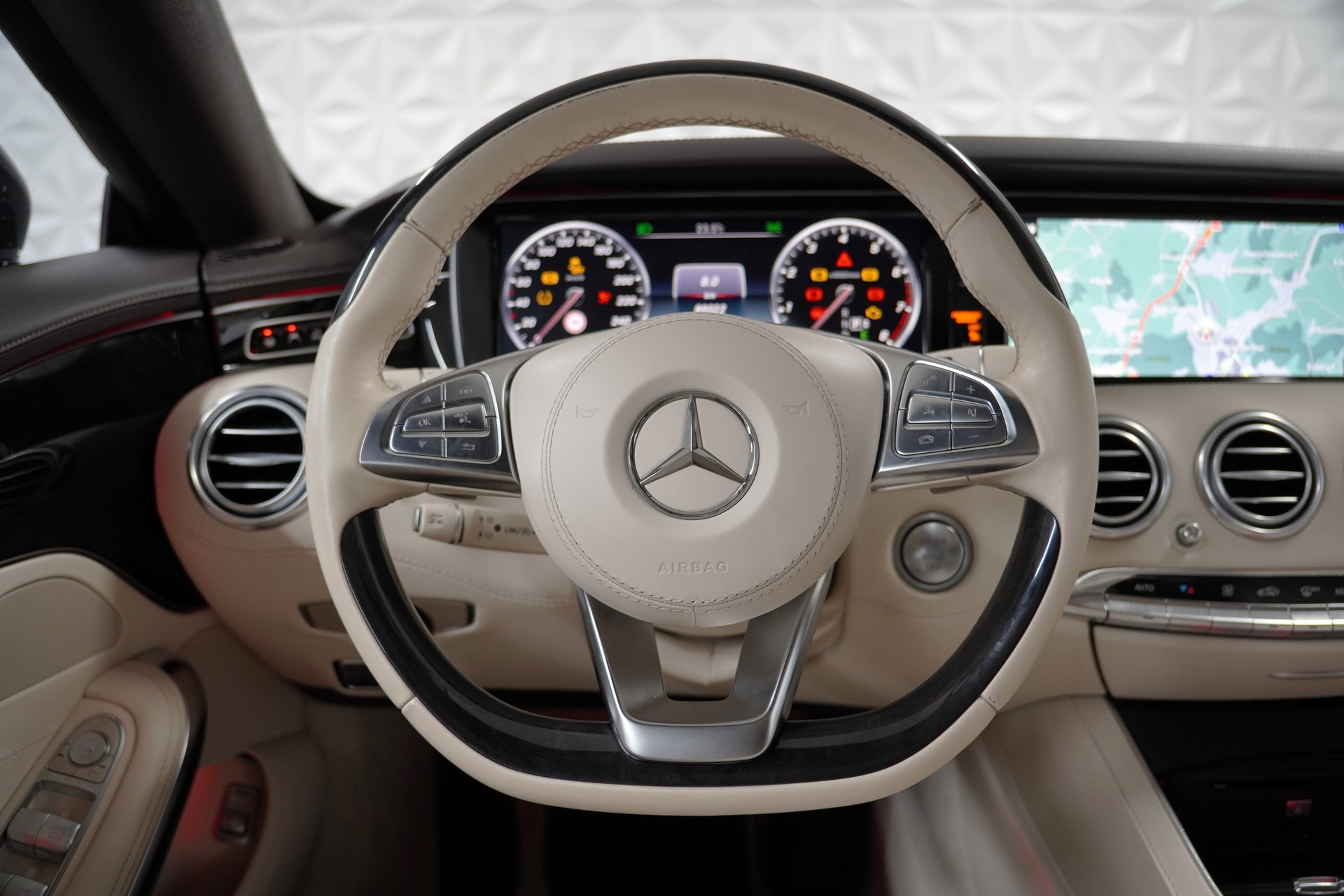 MERCEDES-BENZ S 400 Coupé 4Matic 7G-Tronic-image-13