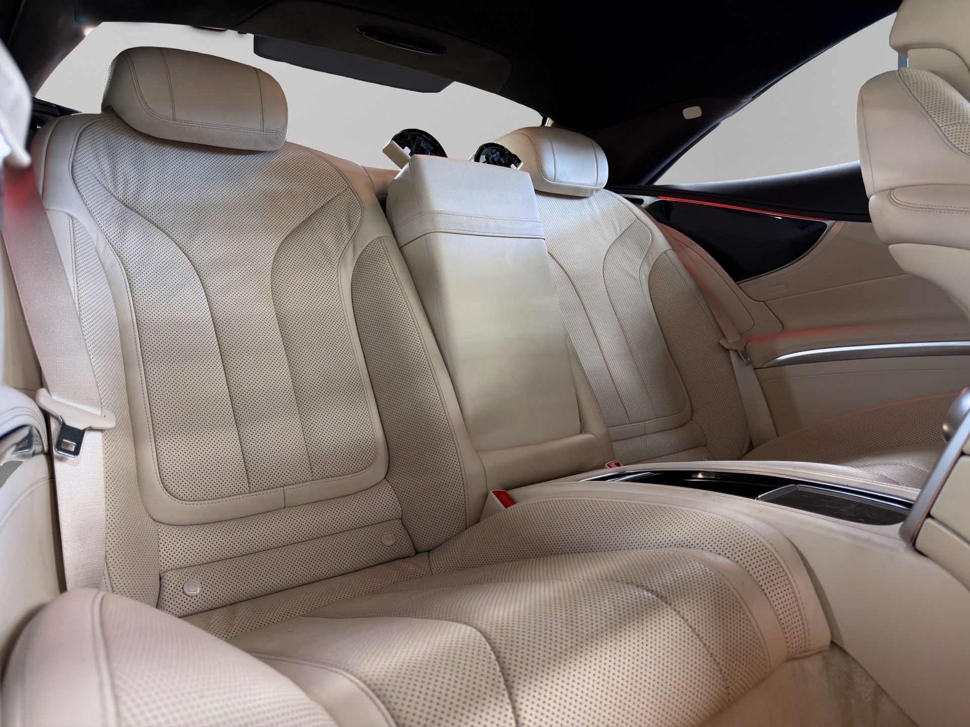 MERCEDES-BENZ S 400 Coupé 4Matic 7G-Tronic-image-16