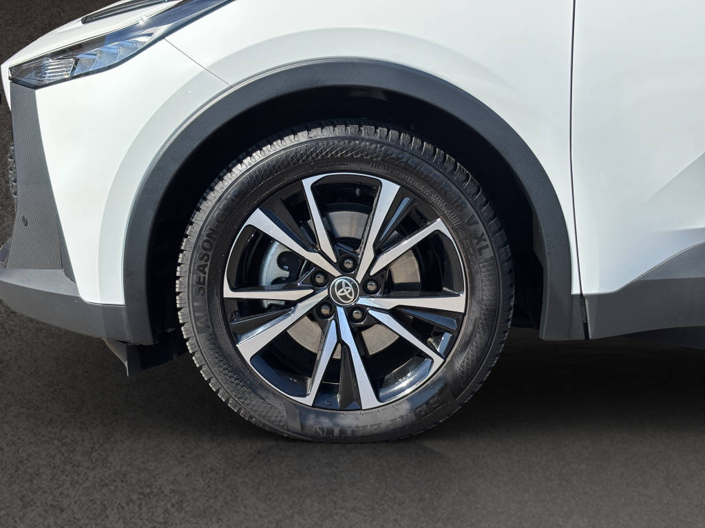 TOYOTA C-HR 2.0 PHEV Trend-image-16