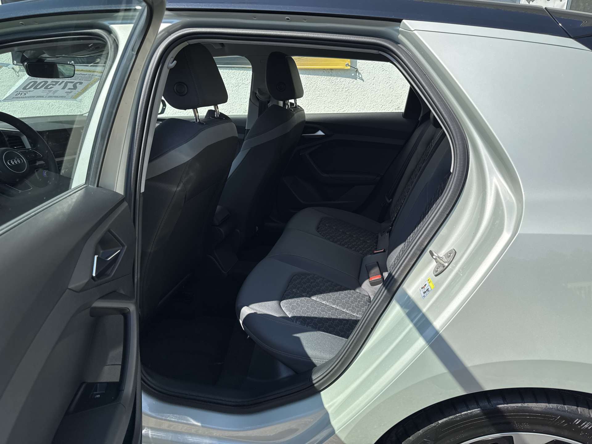 AUDI A1 Sportback 30 TFSi S-Line S-Tronic Automat-image-7