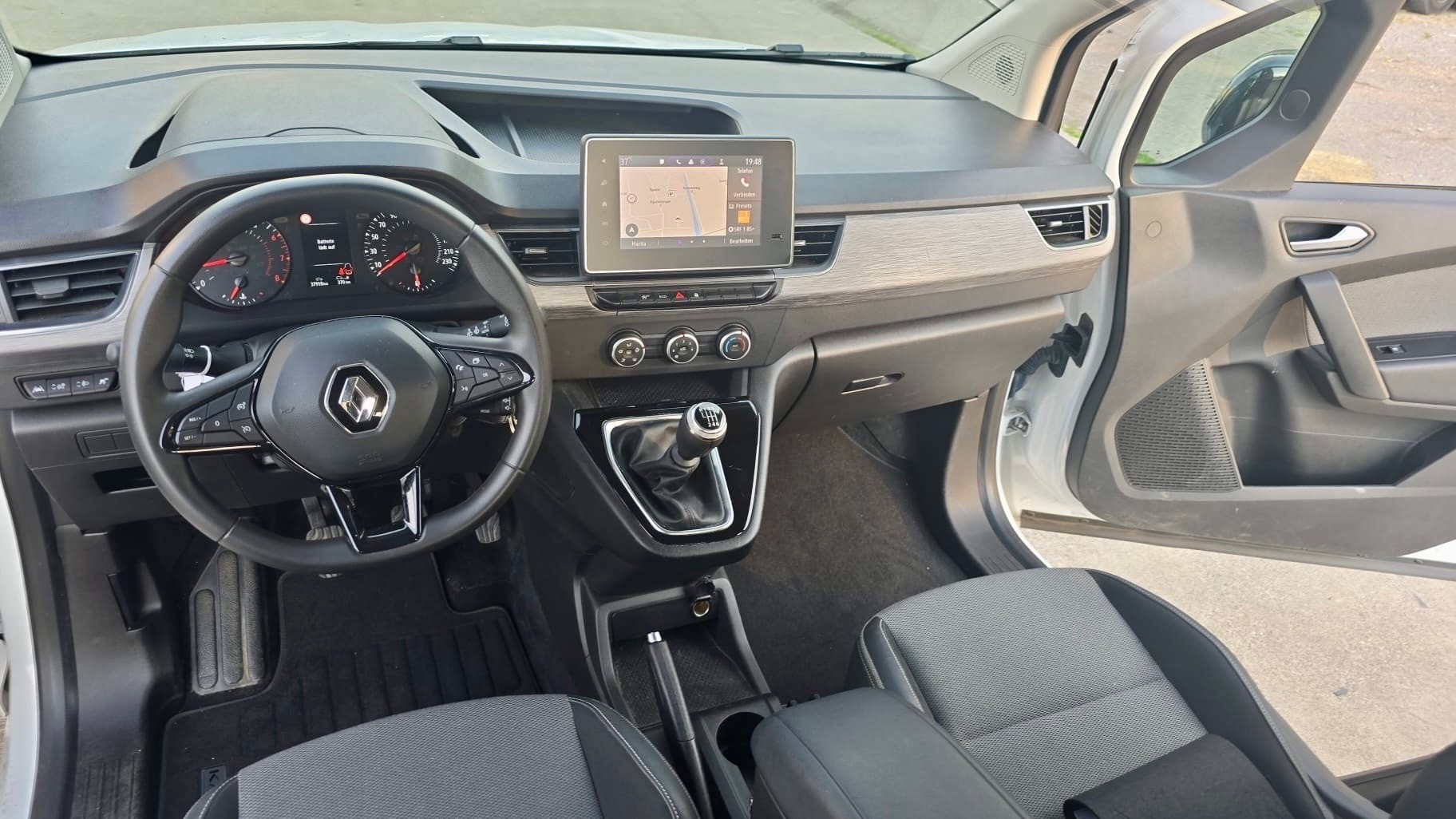 RENAULT Kangoo 1.3 TCe 100 PF Equilibre-image-8
