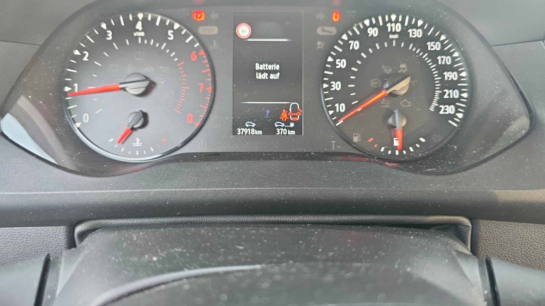 RENAULT Kangoo 1.3 TCe 100 PF Equilibre-image-13