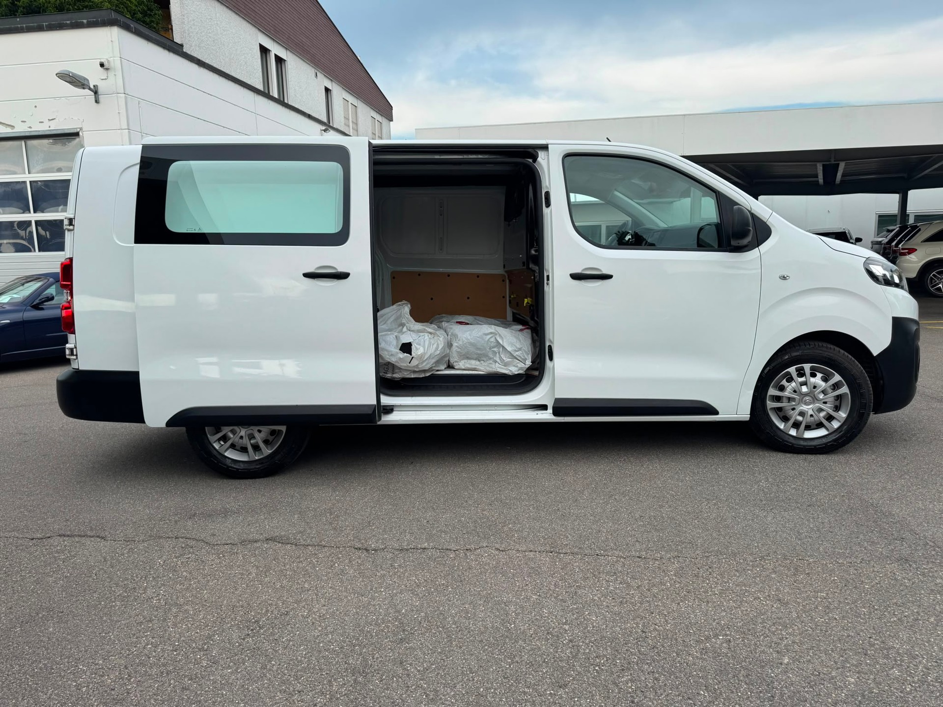 CITROEN Jumpy 2.0 BlueHDi 180 S&S XL Attraction EAT6-image-4
