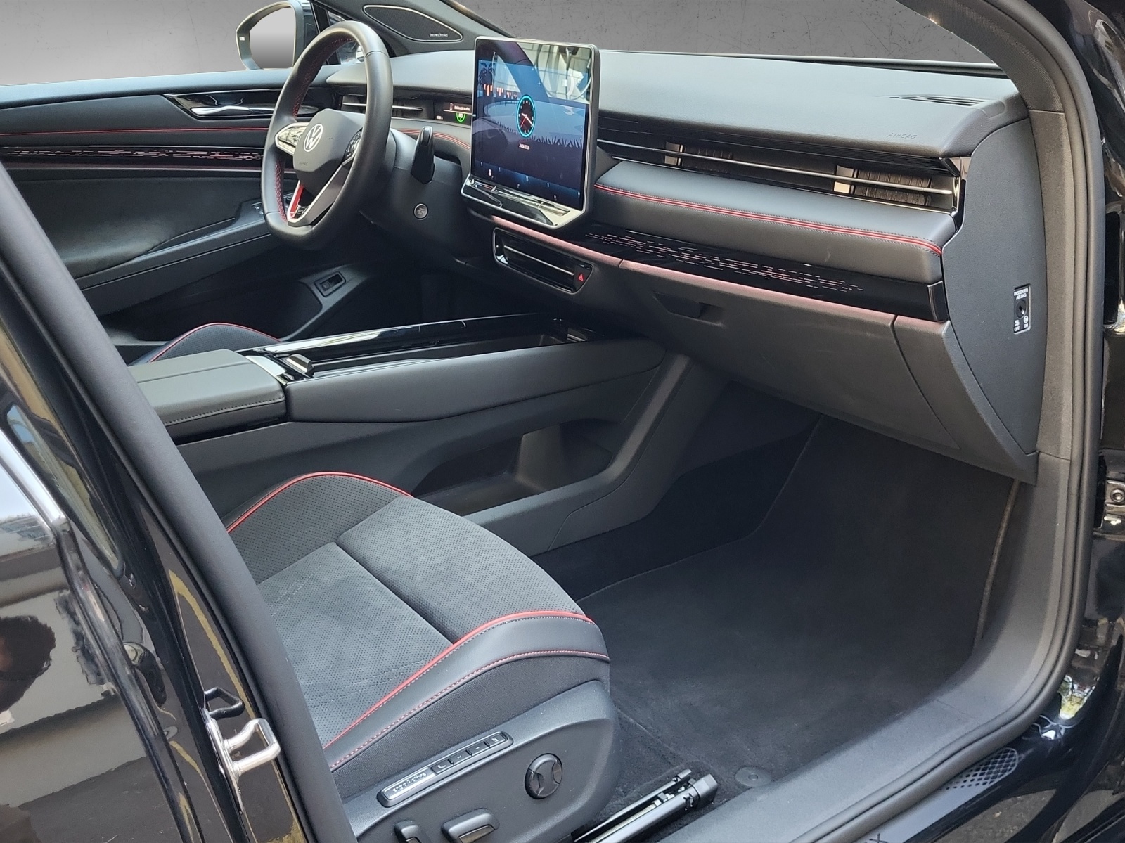 VW ID7 Tourer GTX 340PS 4Motion-image-9