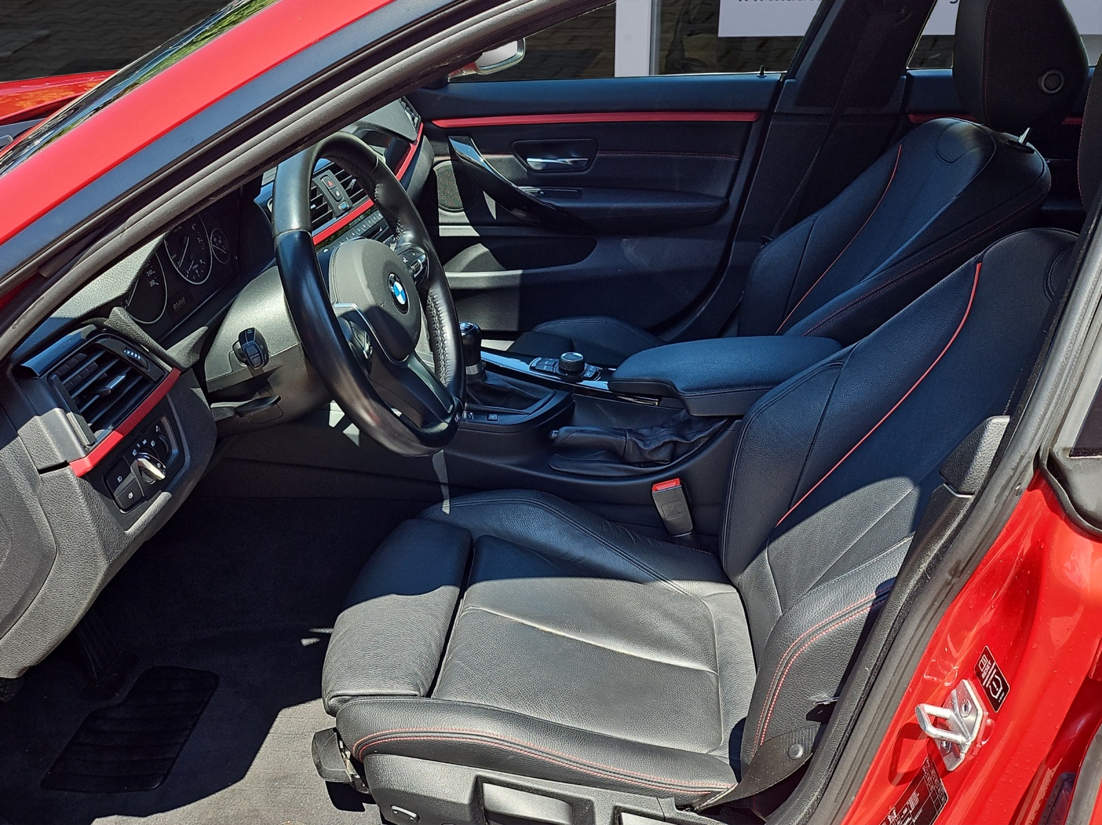 BMW 428i Gran Coupé Sport Line-image-12