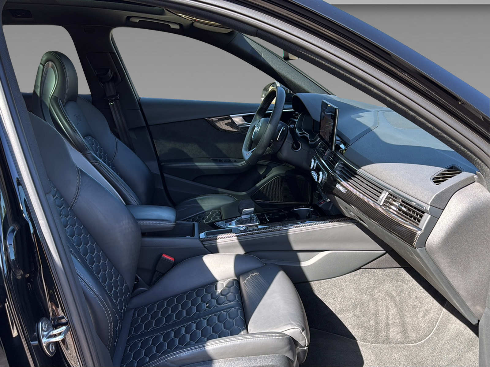 AUDI RS4 Avant 2.9 V6 TFSI quattro T-Tronic-image-19