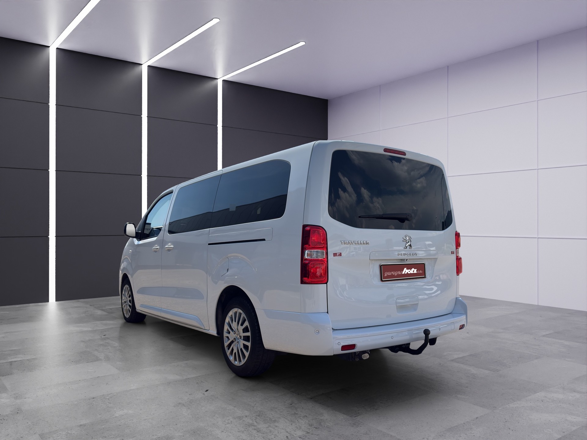 PEUGEOT Traveller 2.0 BlueHDi Business M-image-2