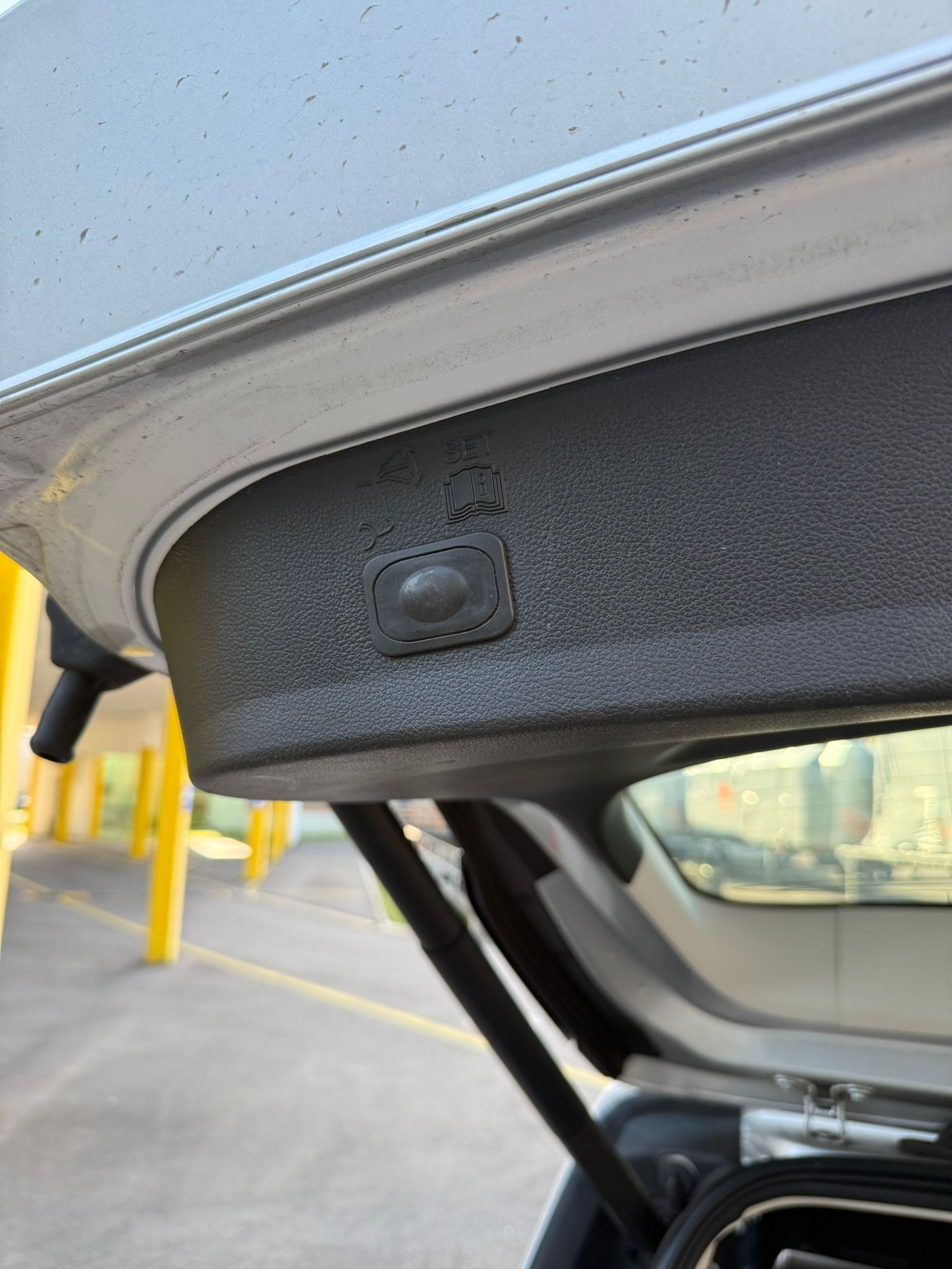 FORD Kuga 2.0 TDCi Carving 4WD PowerShift-image-14