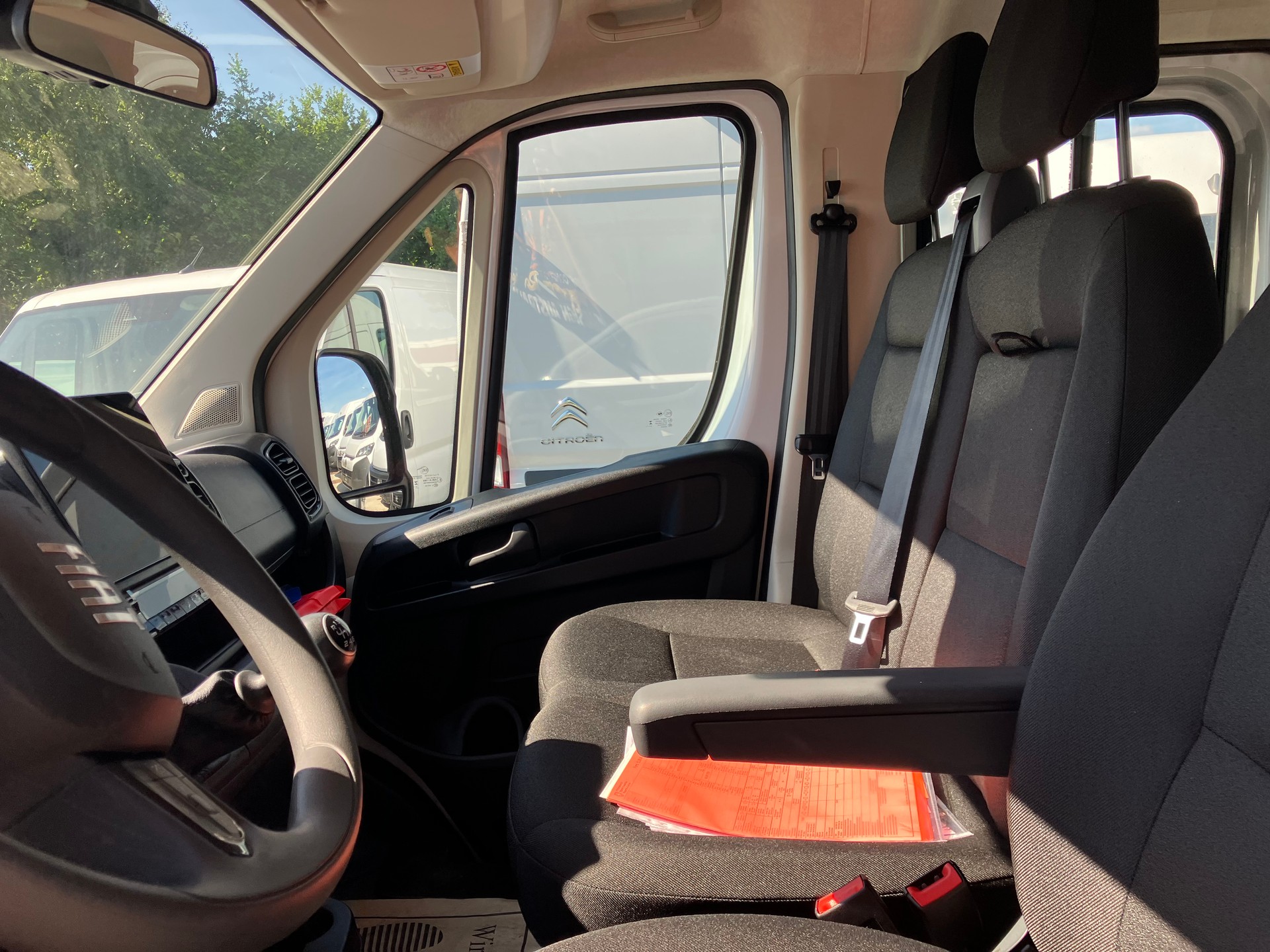 FIAT Ducato L4 Kippbrücke Doppelkabine 7 Plätze-image-12
