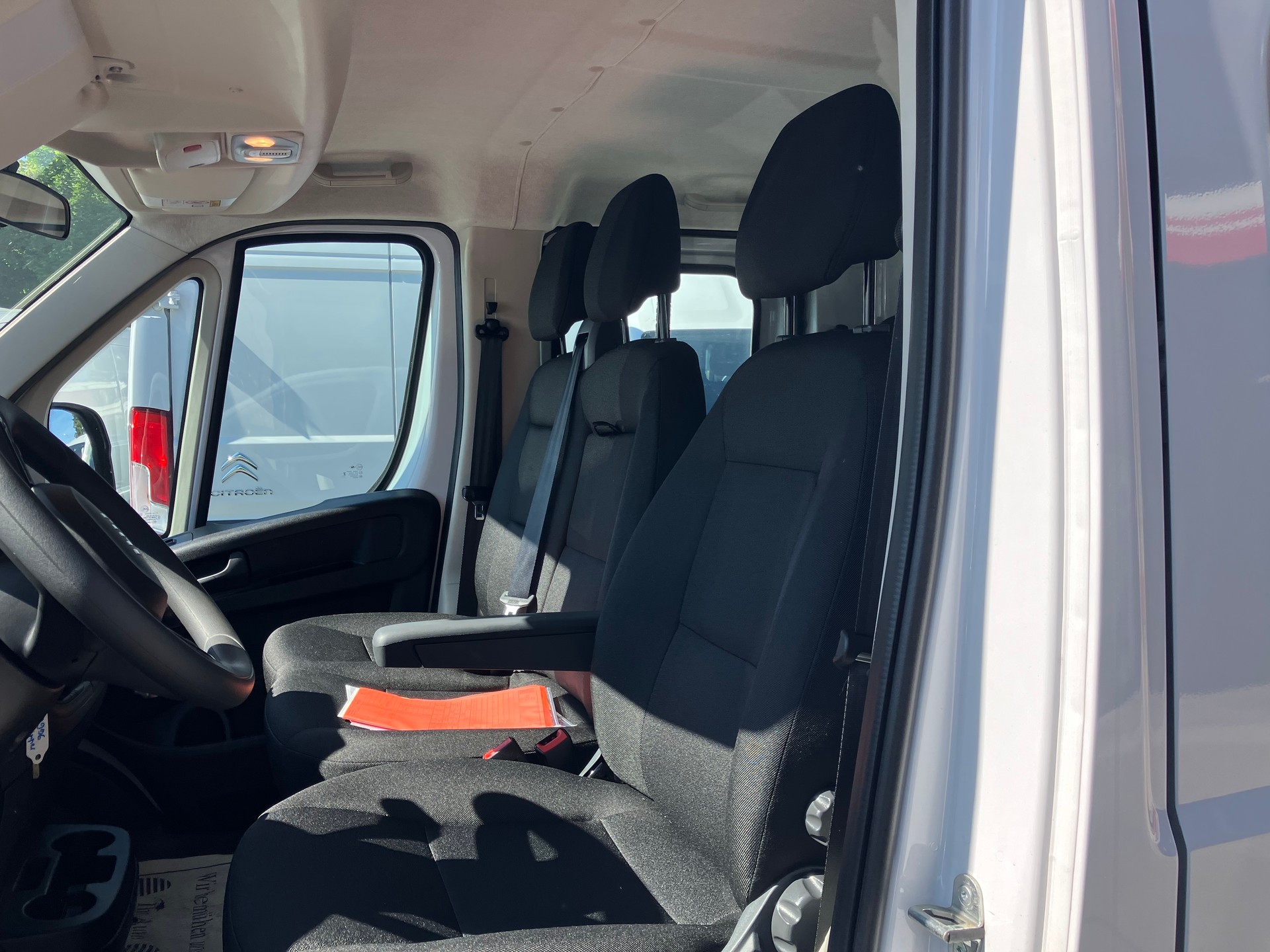 FIAT Ducato L4 Kippbrücke Doppelkabine 7 Plätze-image-8