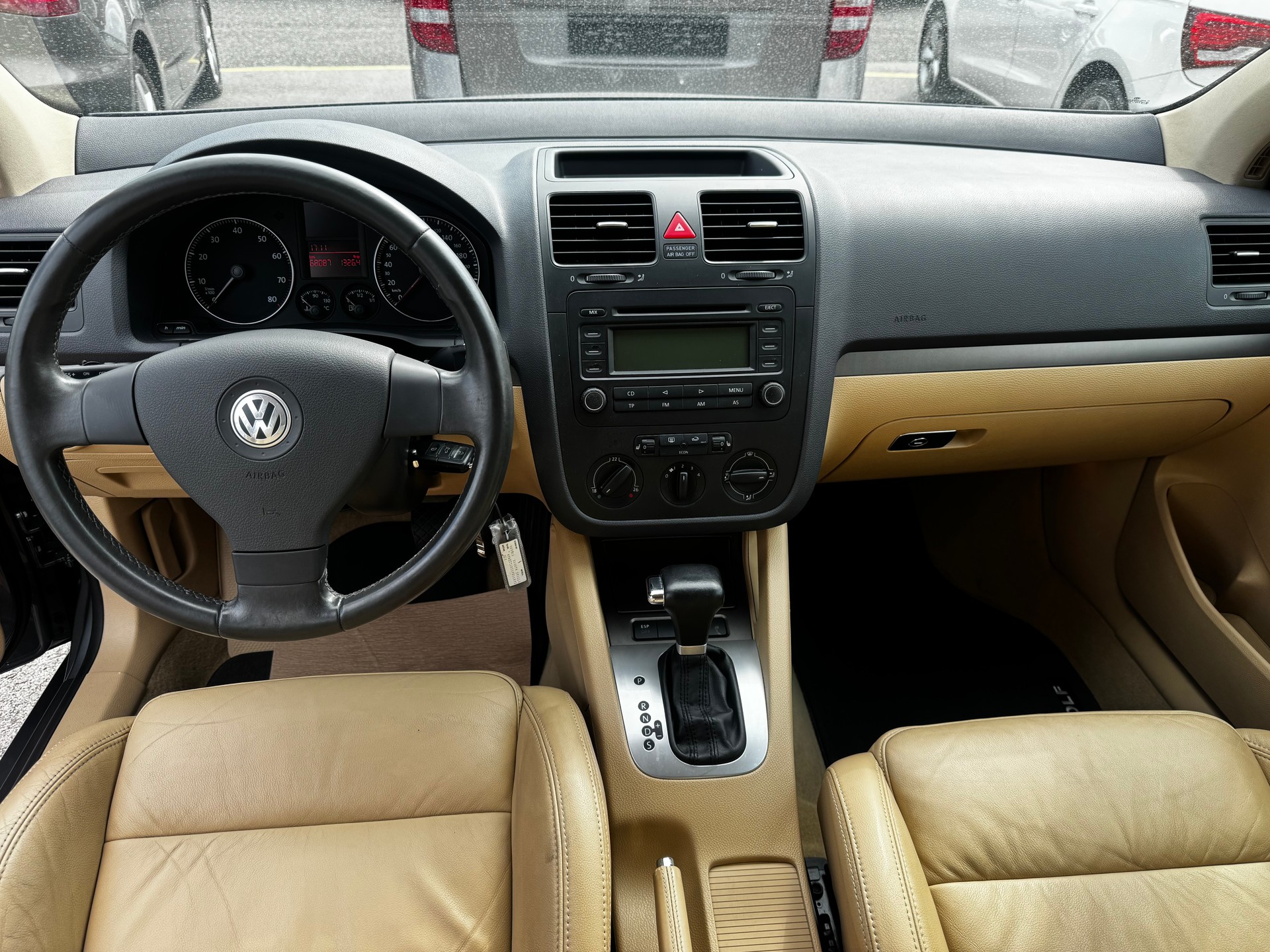 VW Golf 2.0 FSI Sportline-image-11