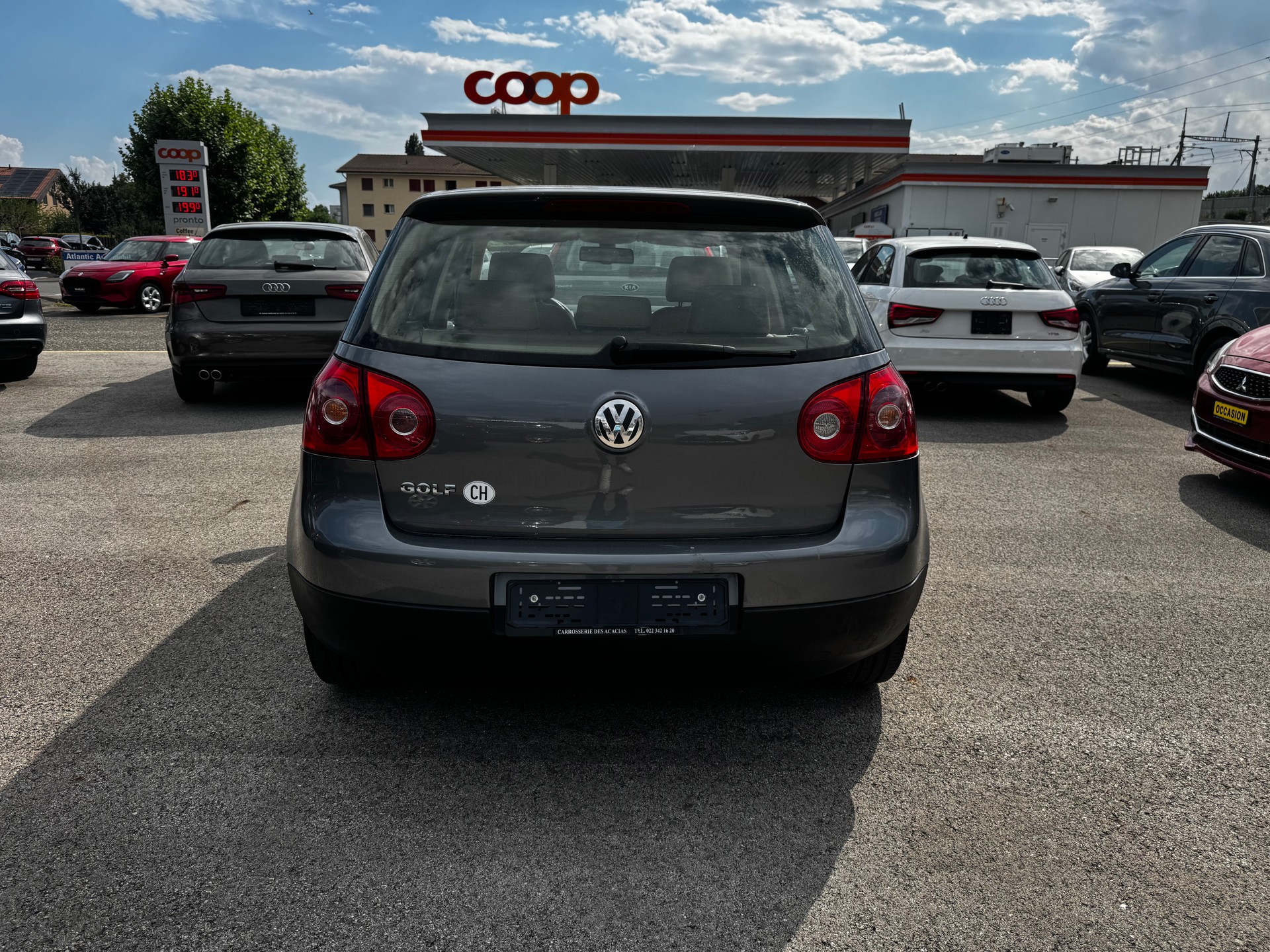 VW Golf 2.0 FSI Sportline-image-4