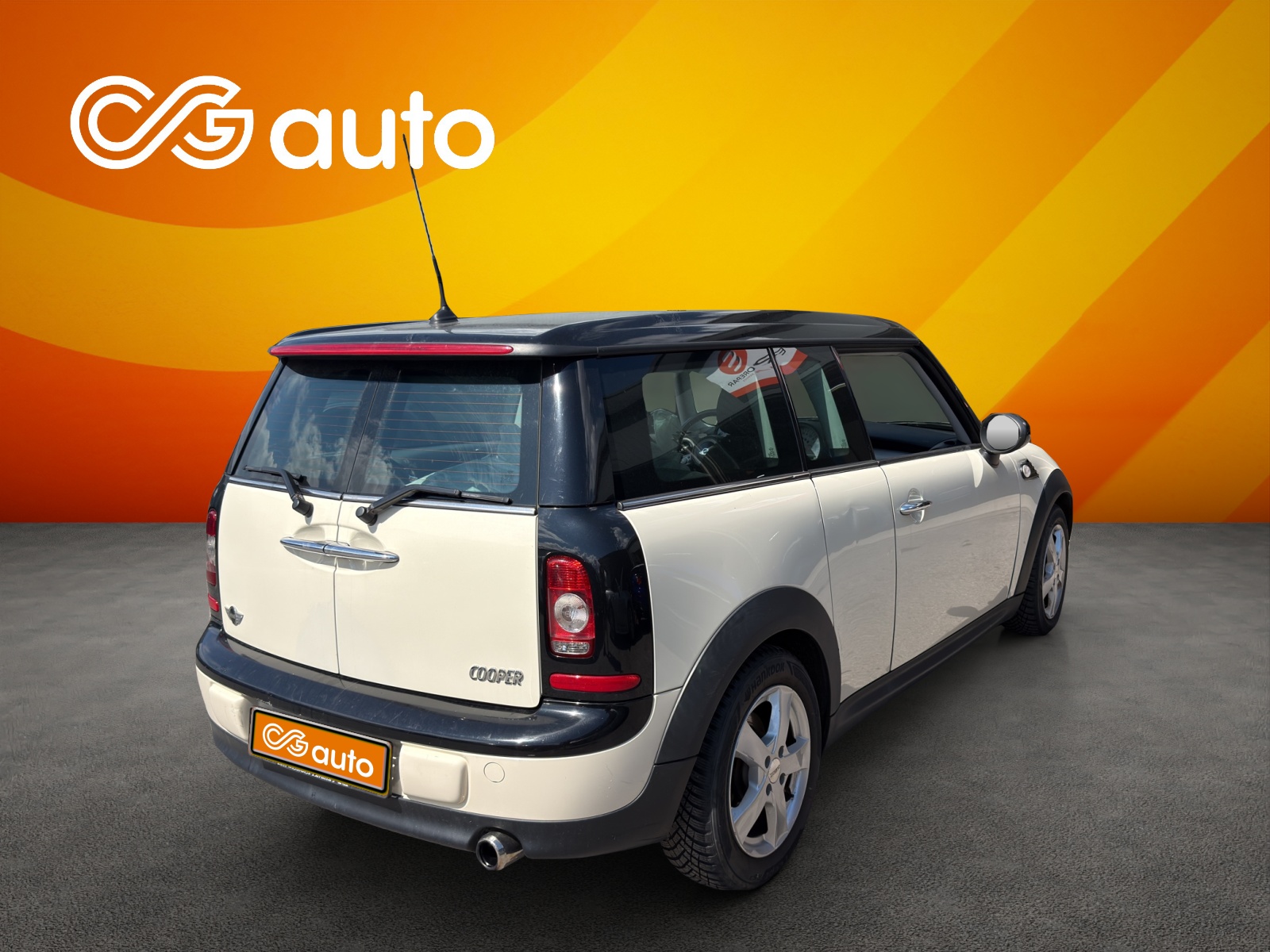 MINI Clubman Cooper-image-6