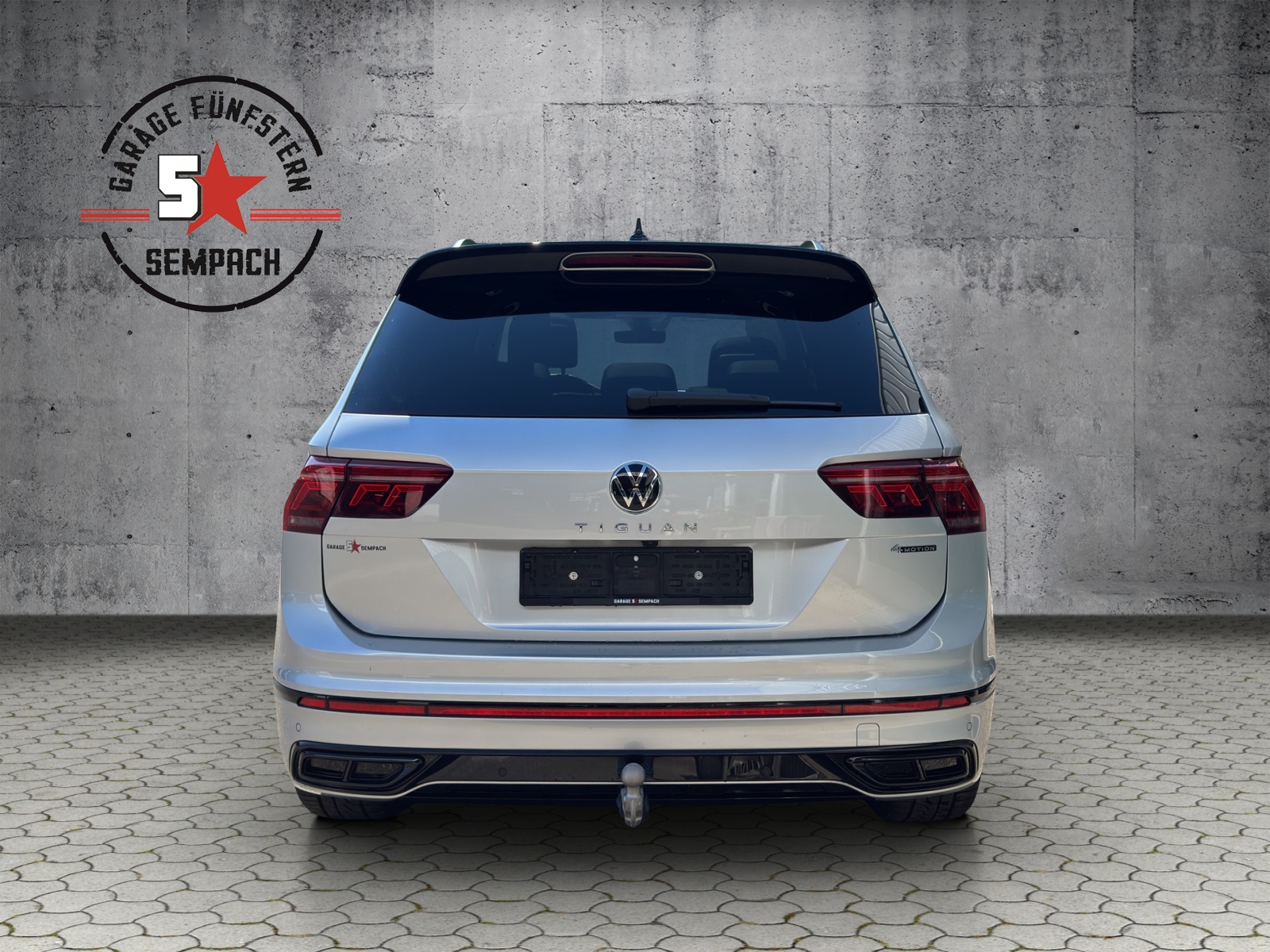 VW Tiguan 2.0TSI R-Line 4Motion DSG-image-3