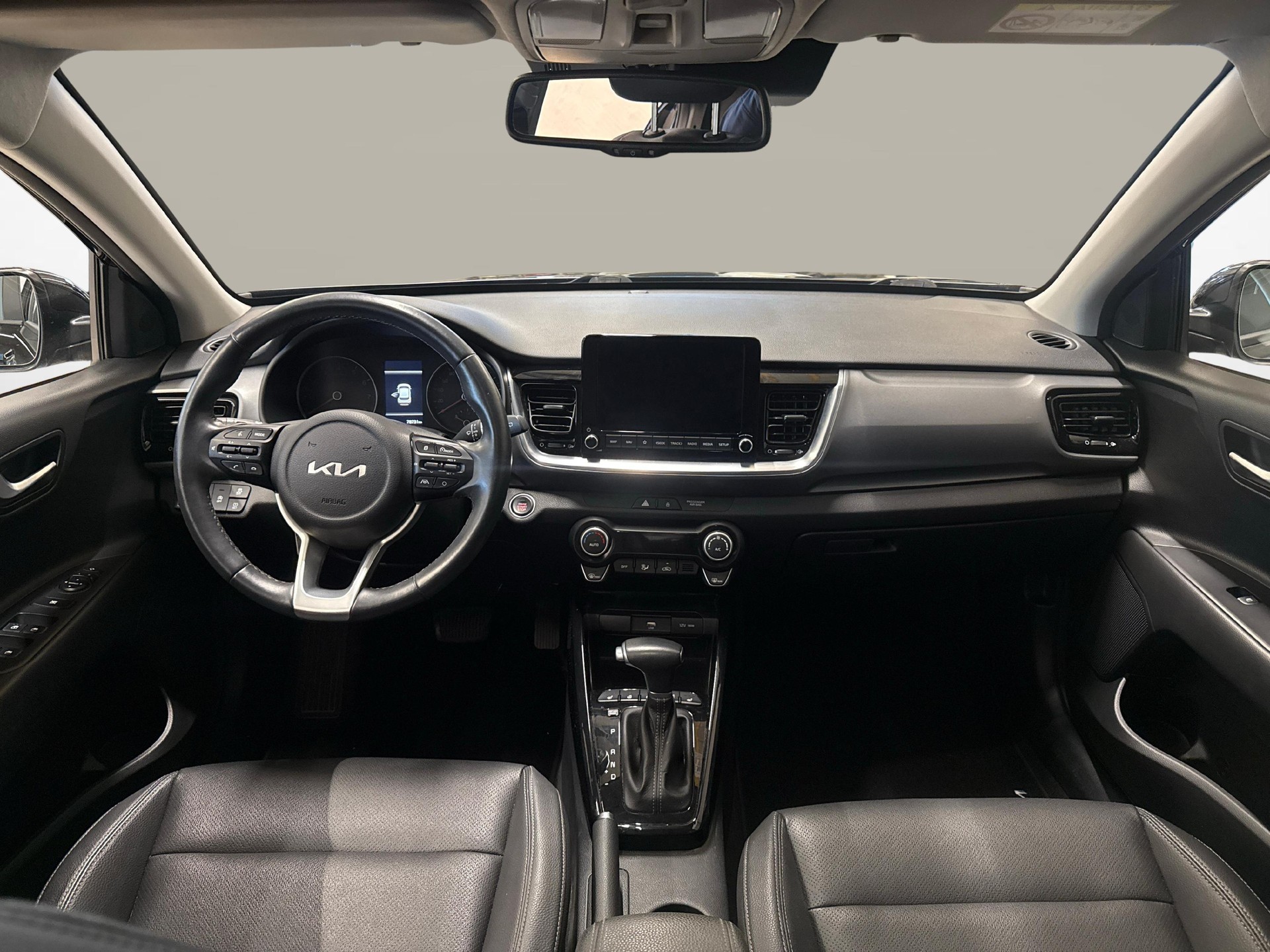 KIA Stonic 1.0 T-GDi MHEV Style-image-8