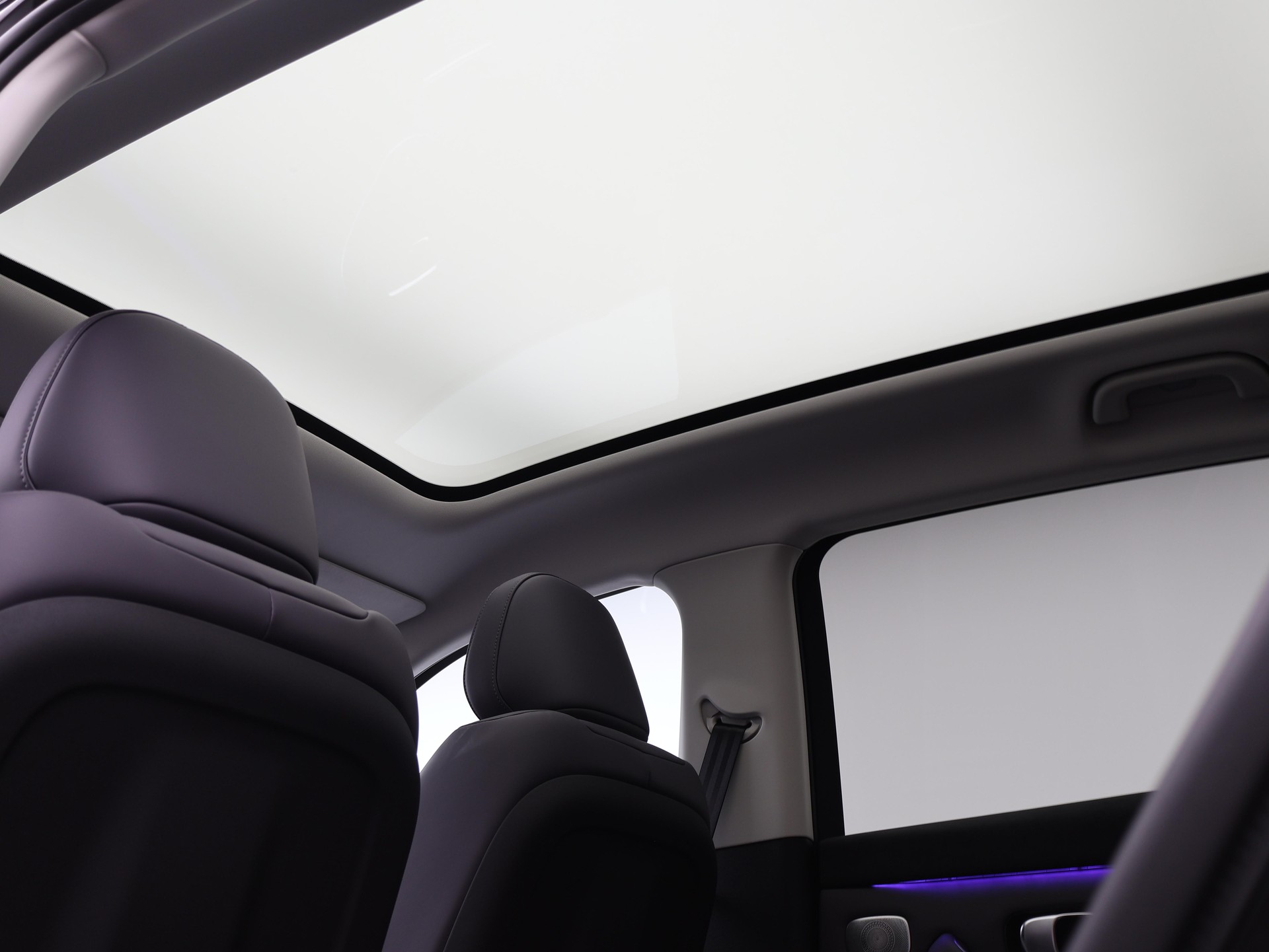 LEAPMOTOR C10 1.5 REEV Design-image-19