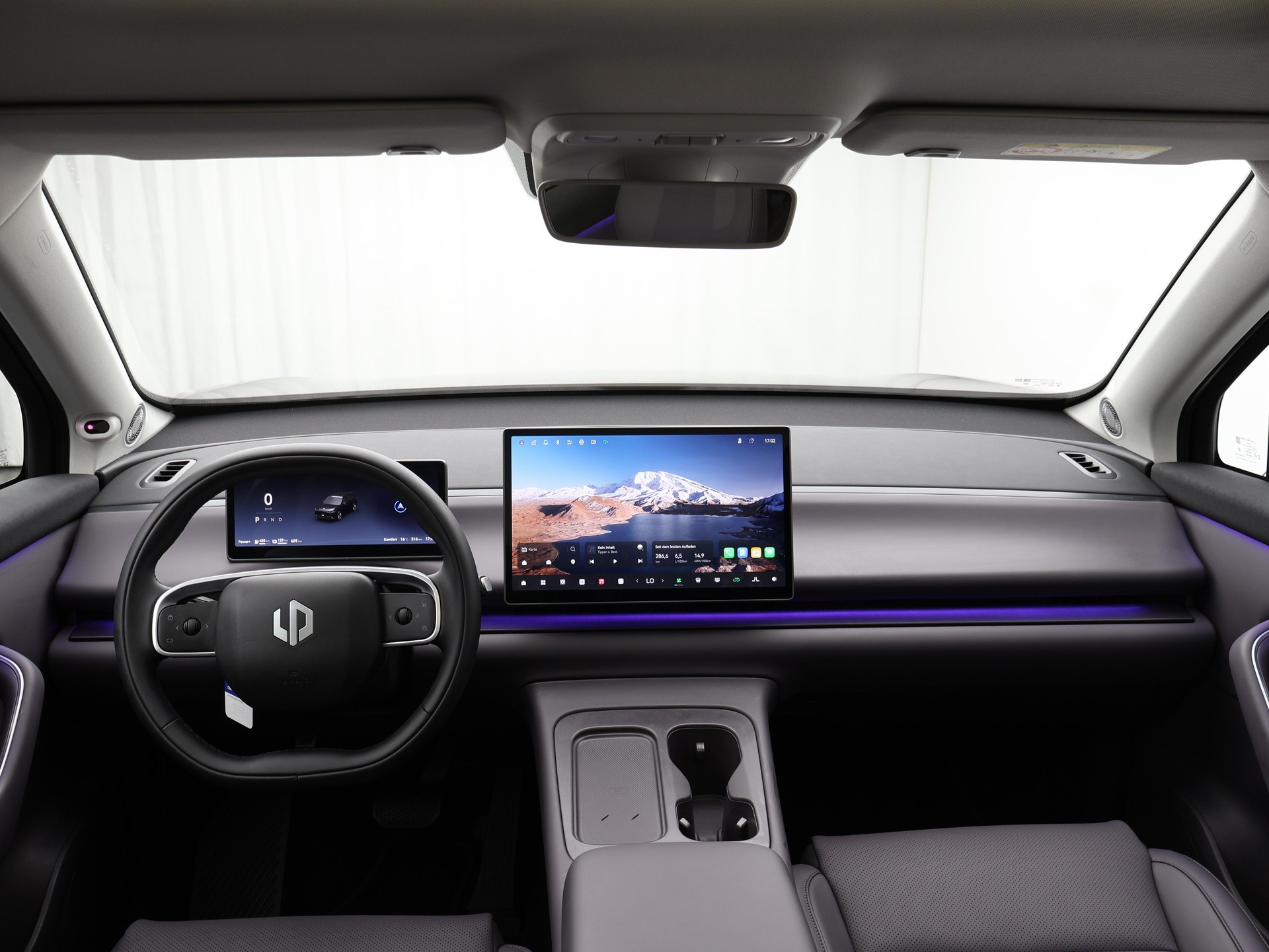 LEAPMOTOR C10 1.5 REEV Design-image-5