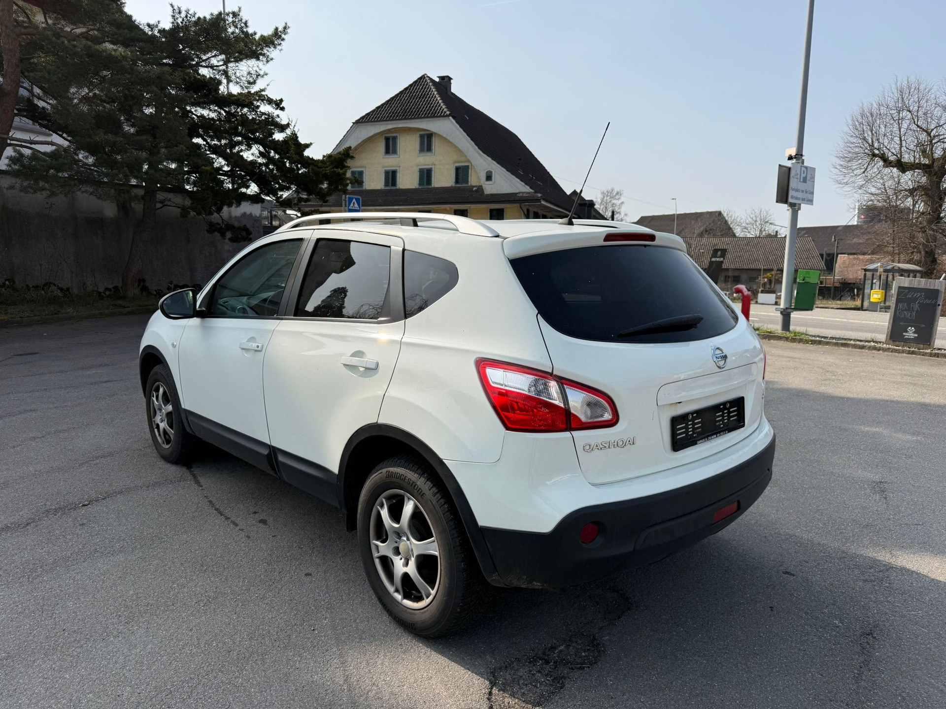 NISSAN Qashqai 2.0 dCi 4WD tekna Automatic-image-3