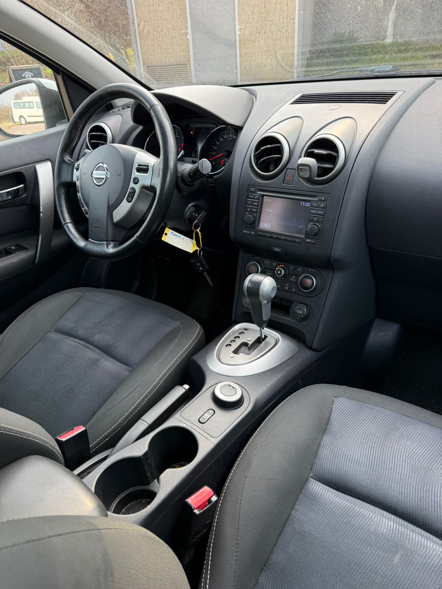 NISSAN Qashqai 2.0 dCi 4WD tekna Automatic-image-7