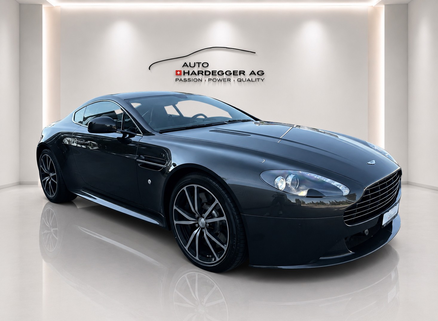 ASTON MARTIN V8 Vantage 4.7 S Sportshift SP10 Sondermodell-image-0