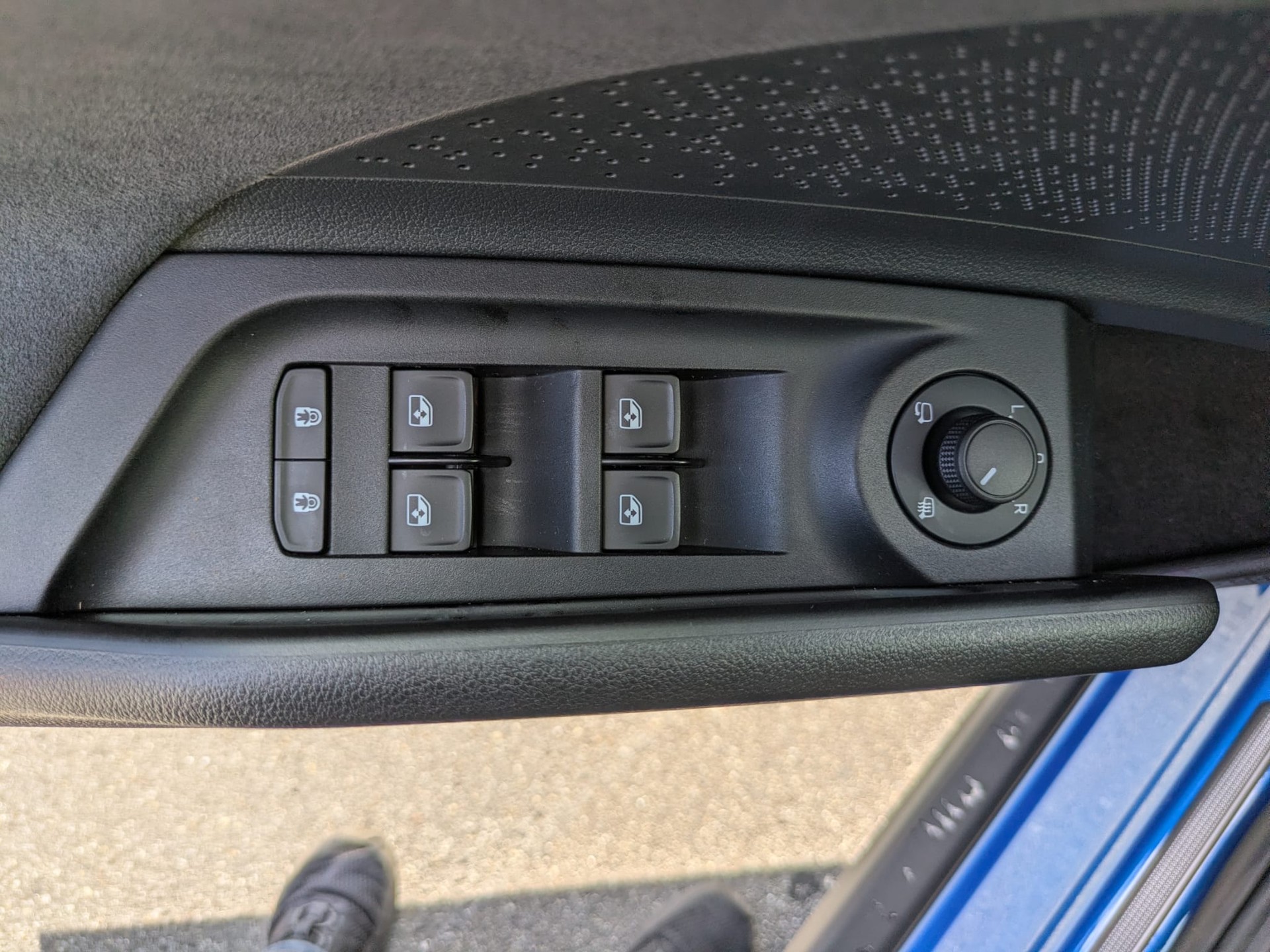 SKODA Elroq RS 4x4-image-26