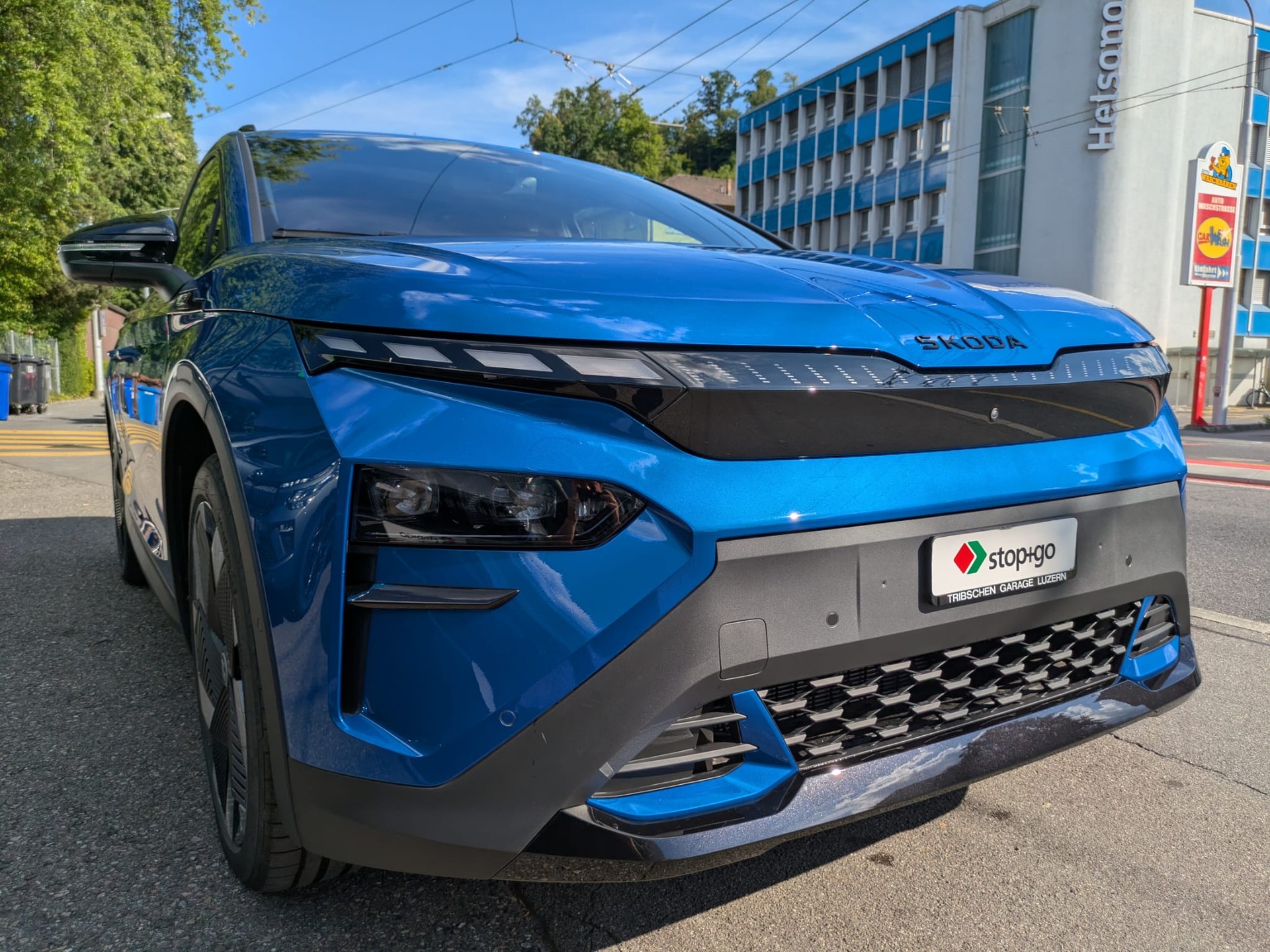 SKODA Elroq RS 4x4-image-1
