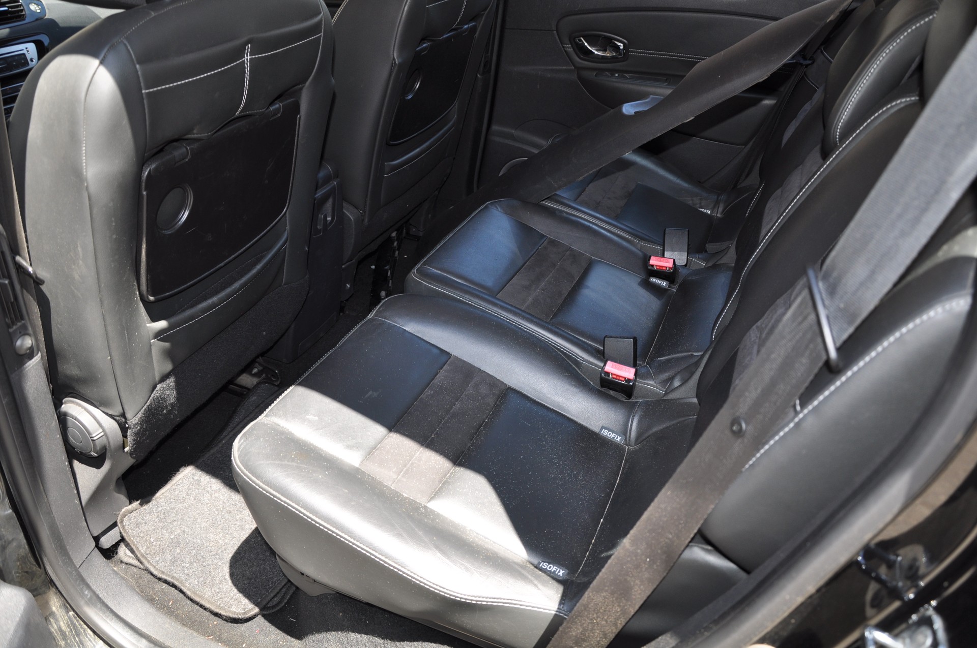 RENAULT Scénic 2.0 16V Dynamique X-Tronic CVT-image-8
